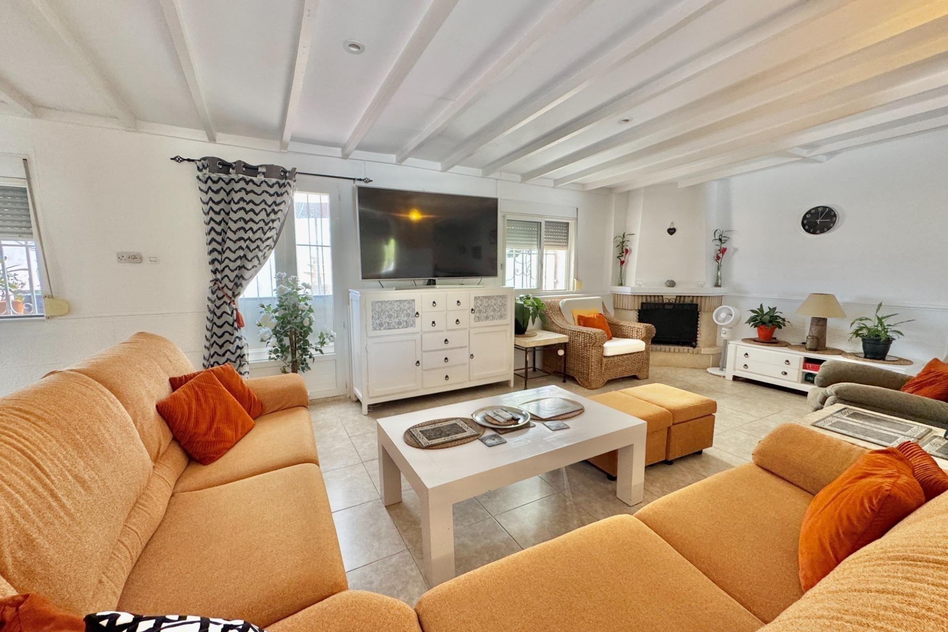 Resale - Villa * - Dolores * - Comunidad valenciana
