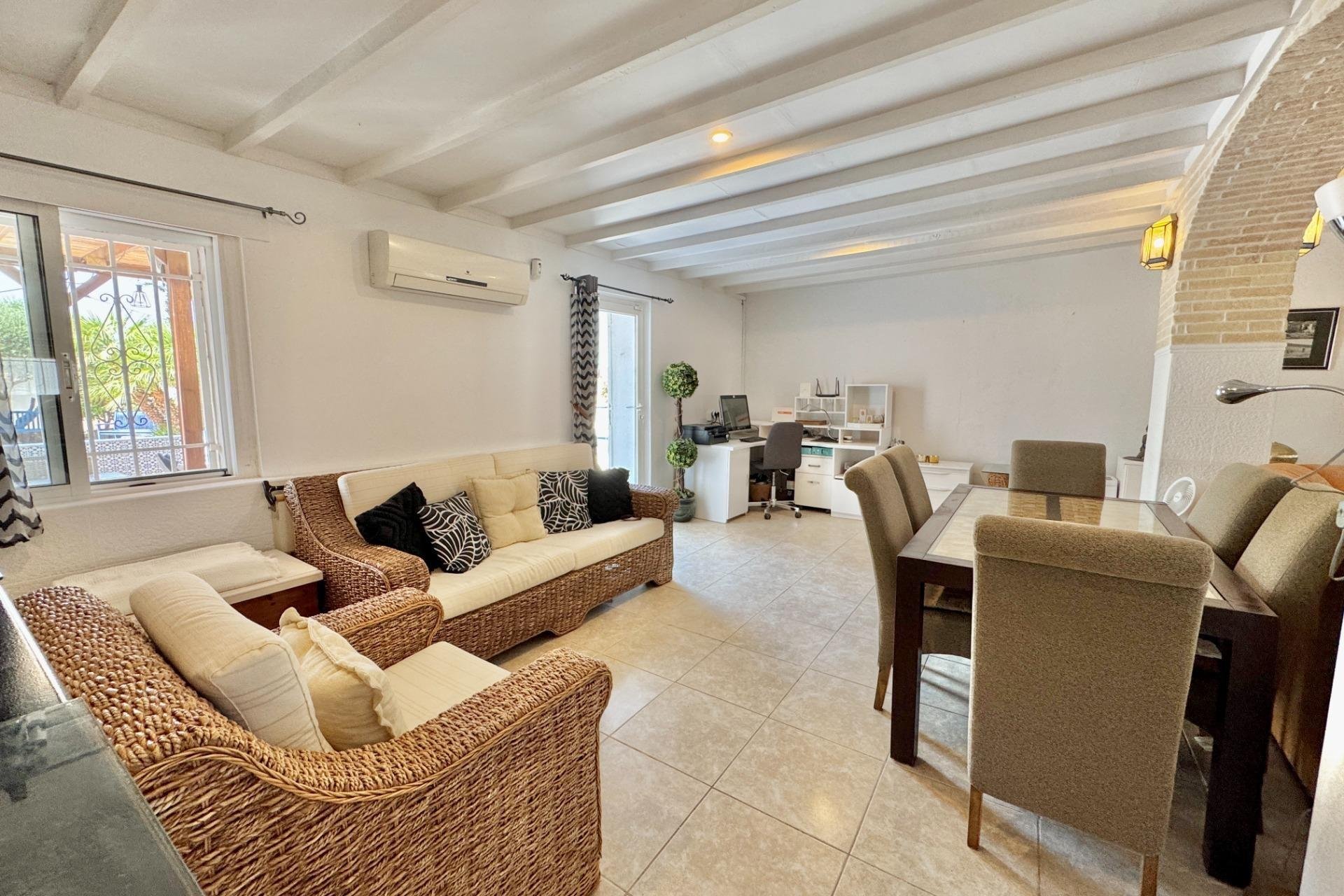 Resale - Villa * - Dolores * - Comunidad valenciana