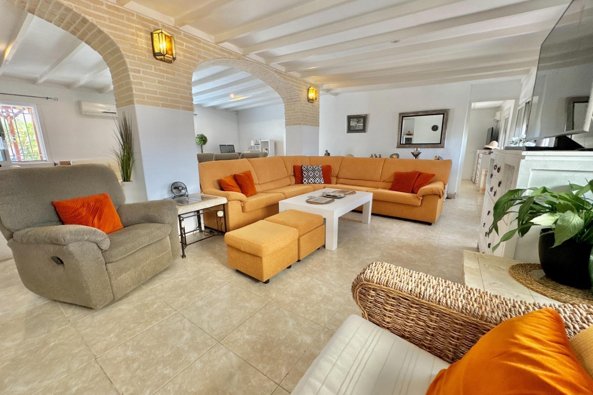 Resale - Villa * - Dolores * - Comunidad valenciana