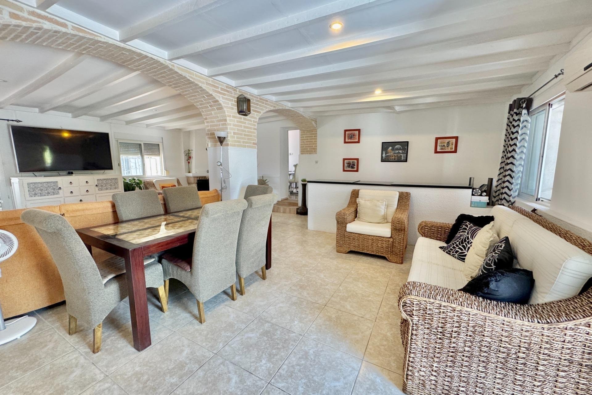 Resale - Villa * - Dolores * - Comunidad valenciana