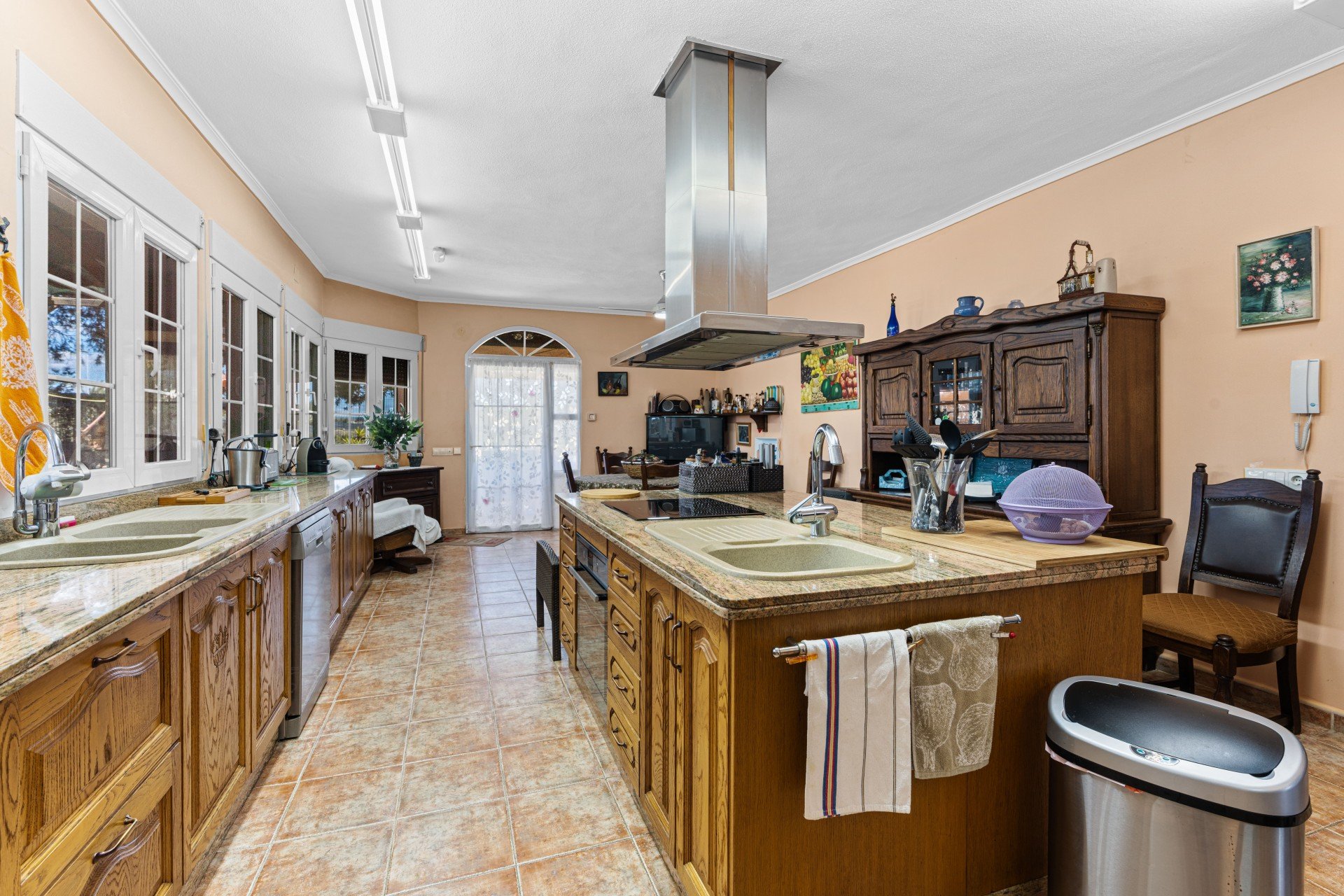 Resale - Villa * - El Altet - San Francisco de Asis