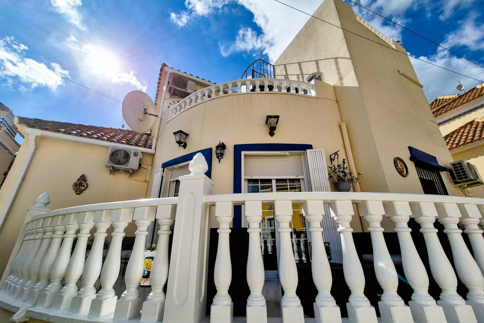 Resale - Villa * - El Galan * - El Galán *