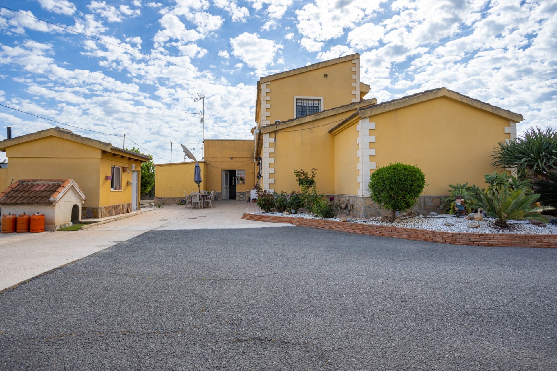 Resale - Villa * - Elche * - La Hoya