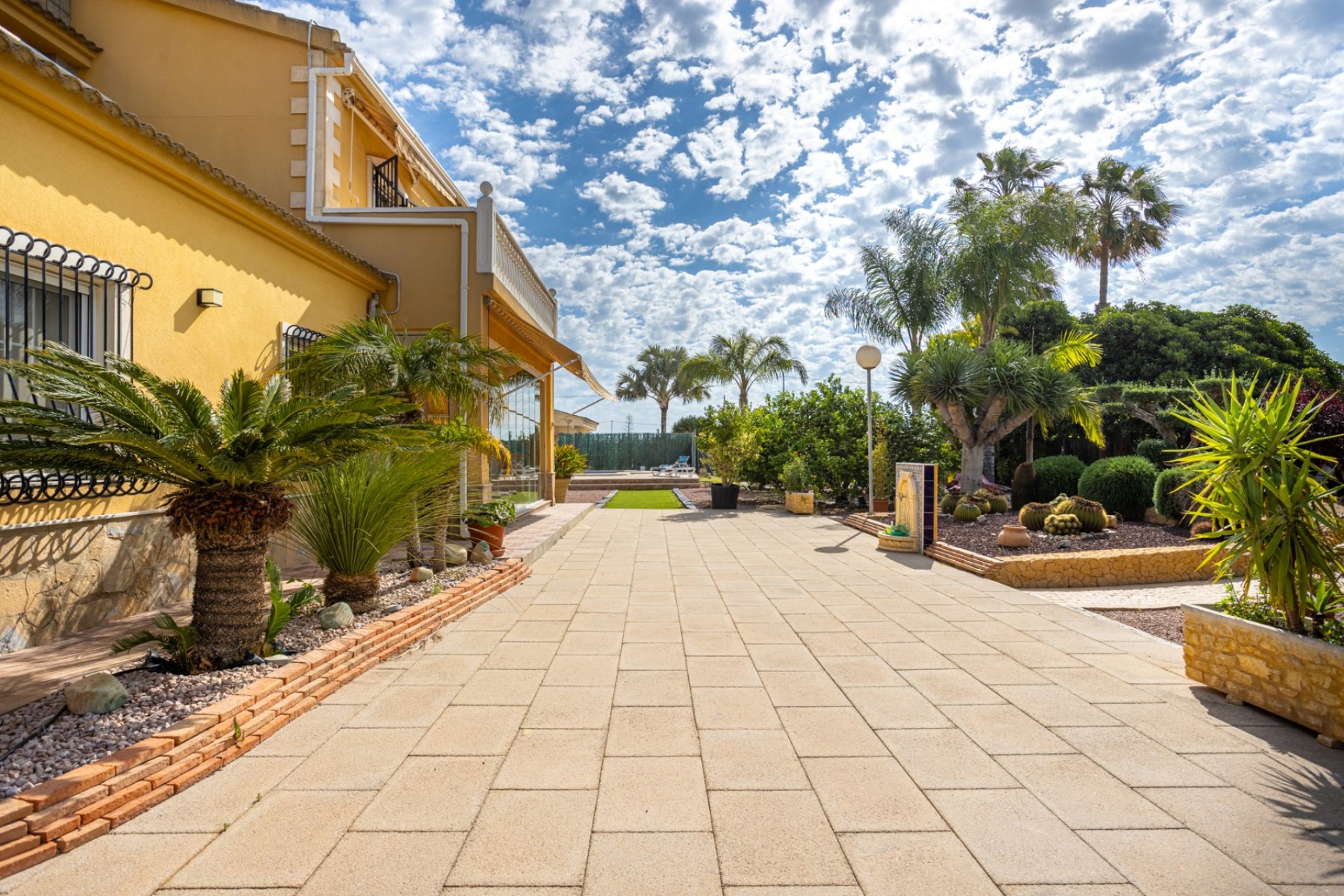 Resale - Villa * - Elche * - La Hoya