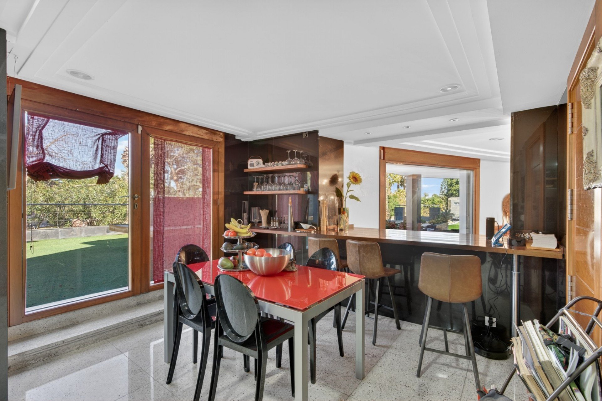 Resale - Villa * - Elche