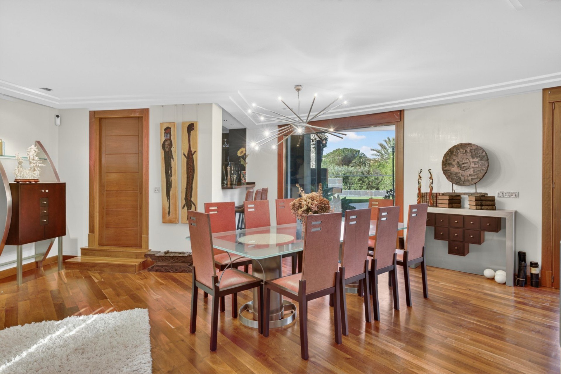 Resale - Villa * - Elche