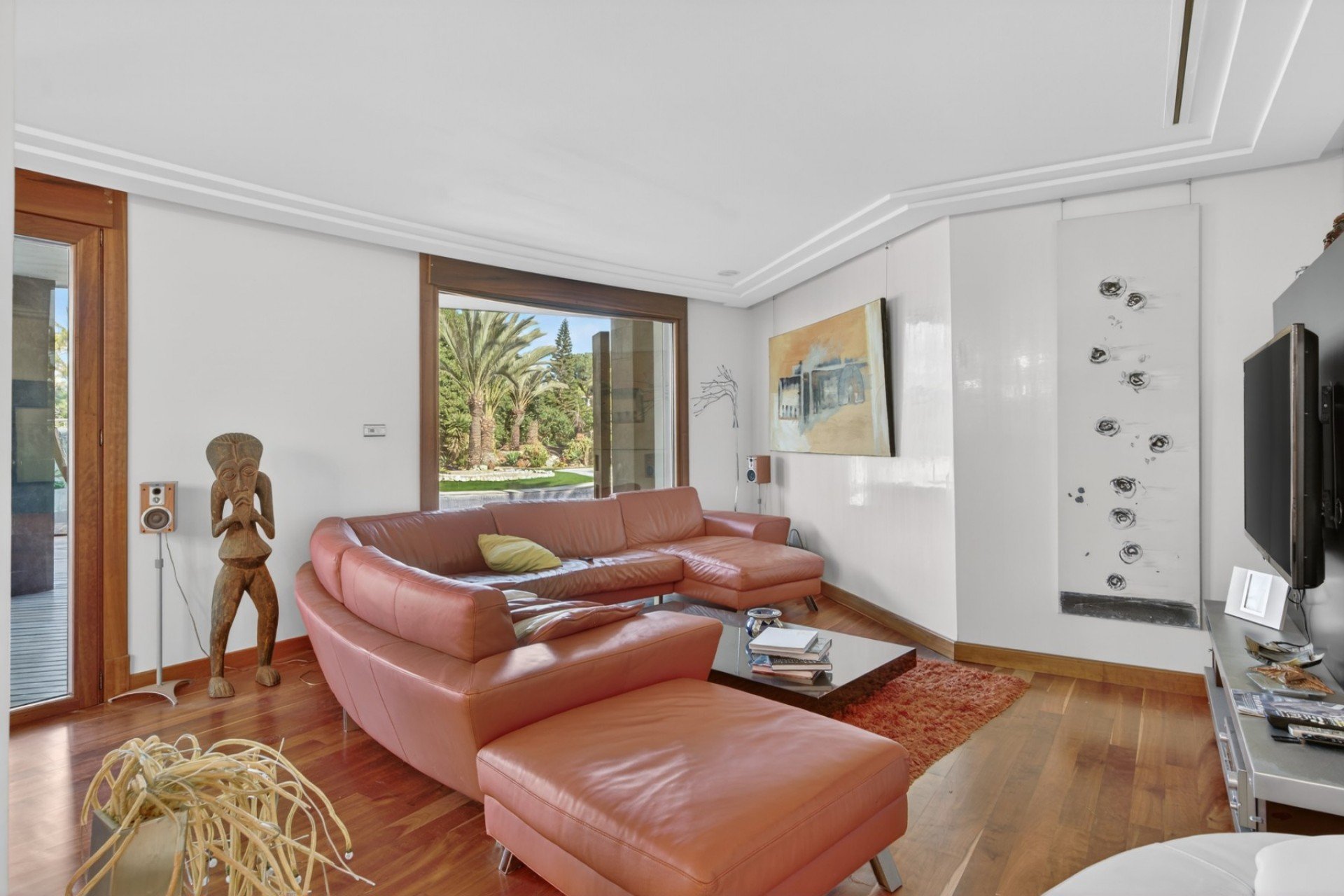 Resale - Villa * - Elche