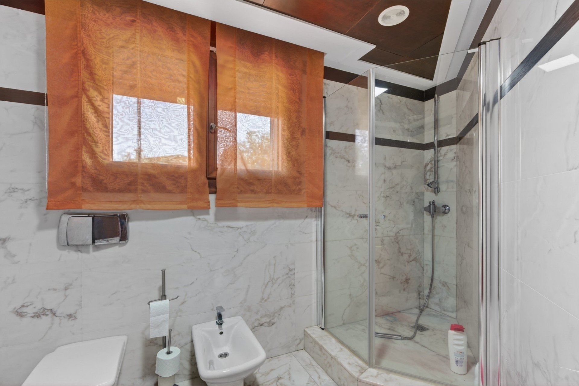 Resale - Villa * - Elche