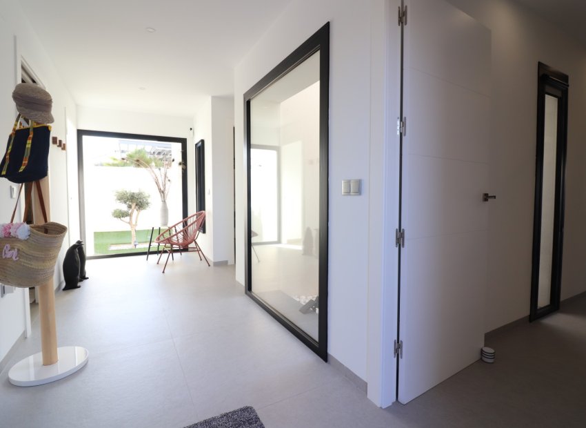 Resale - Villa - Formentera del Segura - Fincas de La Vega