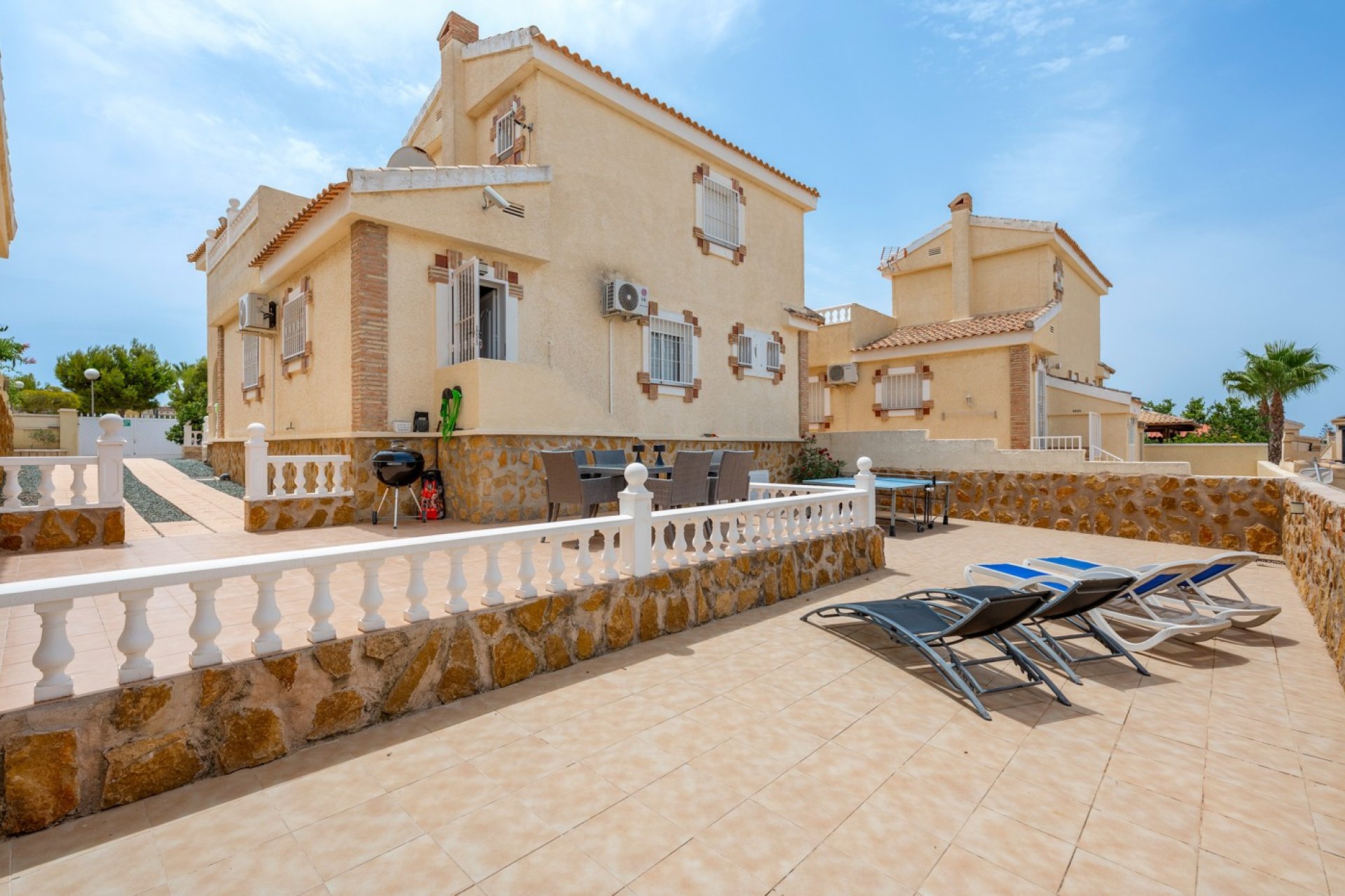 Resale - Villa * - Gran Alacant - Costa Blanca