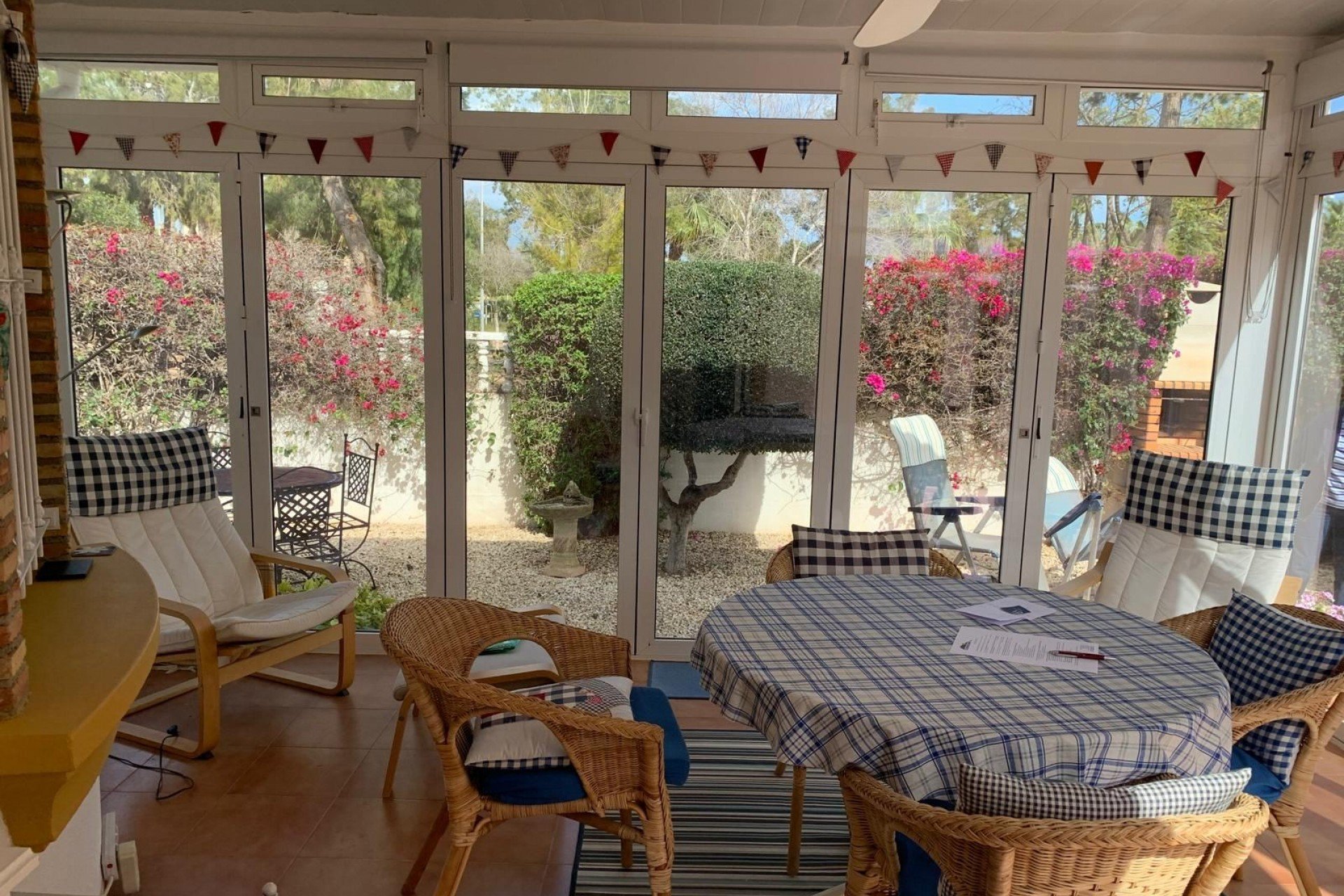 Resale - Villa * - Guardamar del Segura - El Raso *