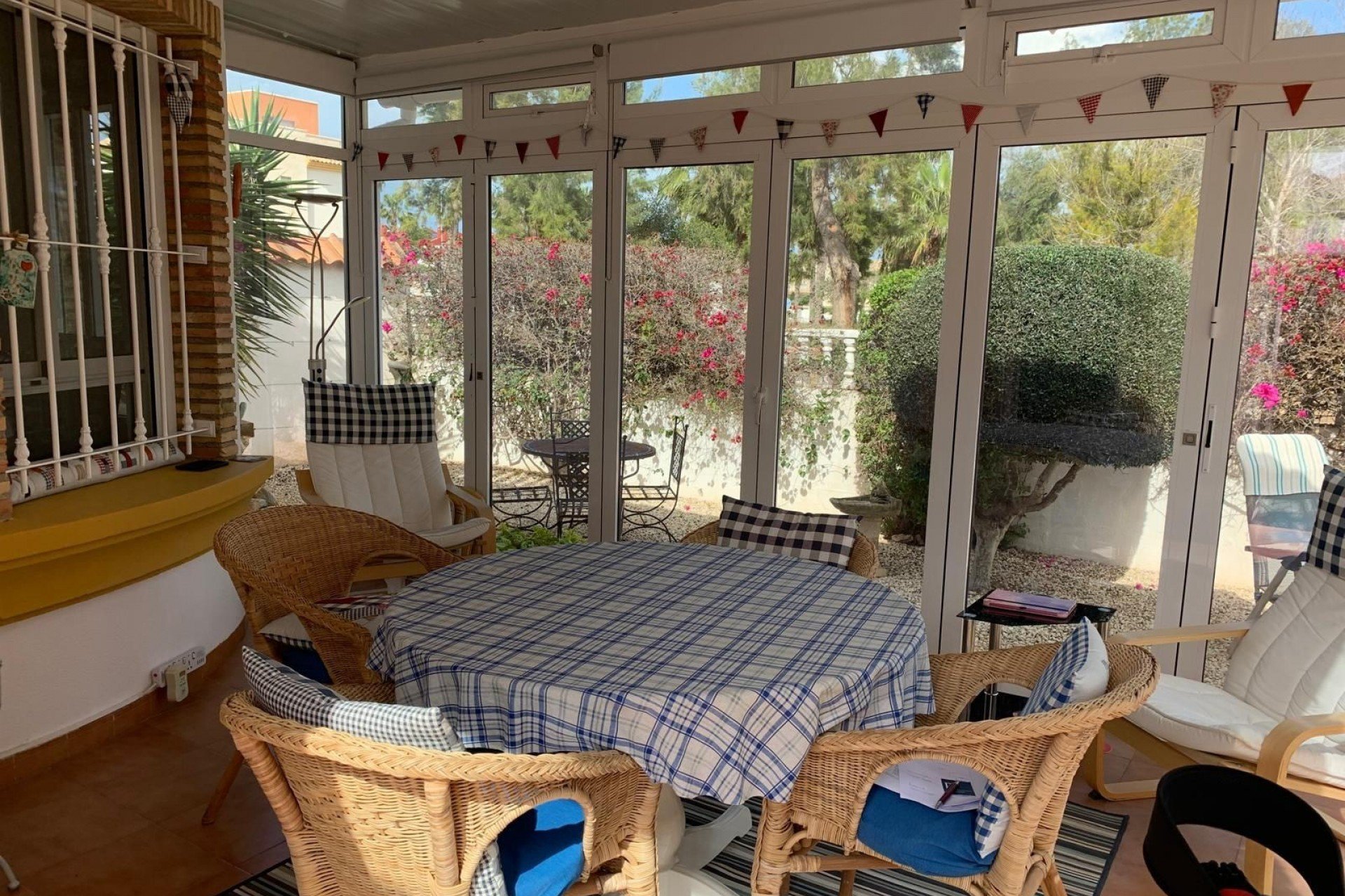 Resale - Villa * - Guardamar del Segura - El Raso *