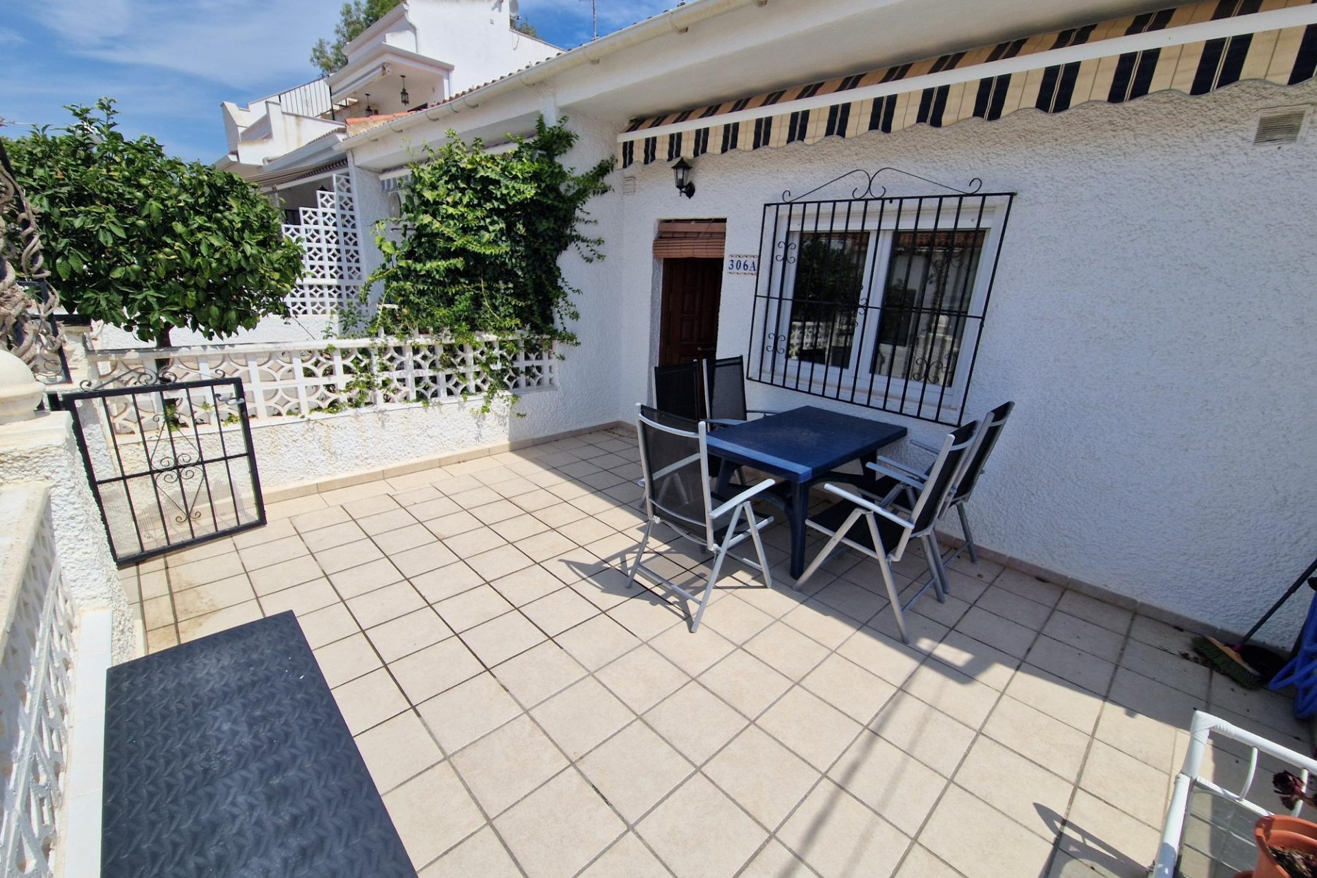 Resale - Villa - Guardamar del Segura - Pinomar