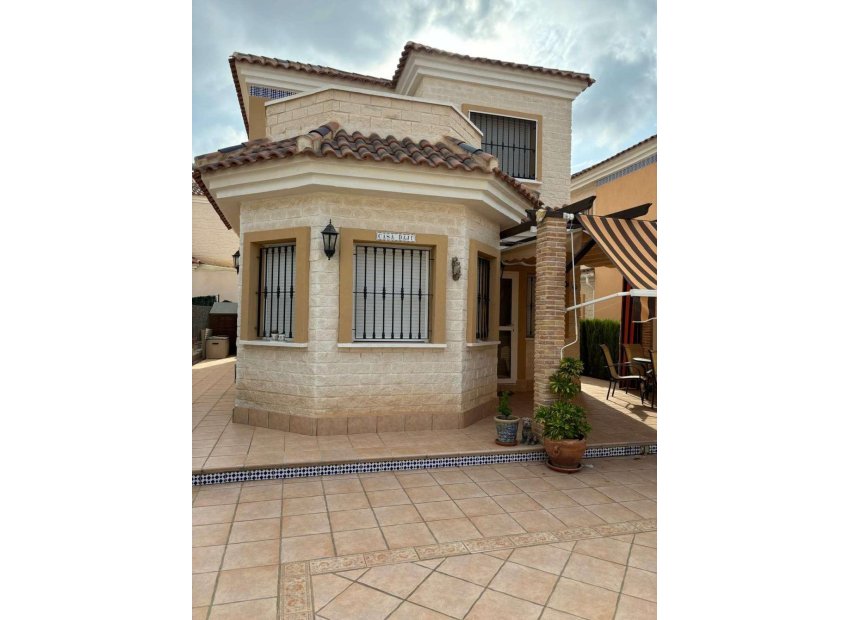 Resale - Villa - Guardamar del Segura - raso