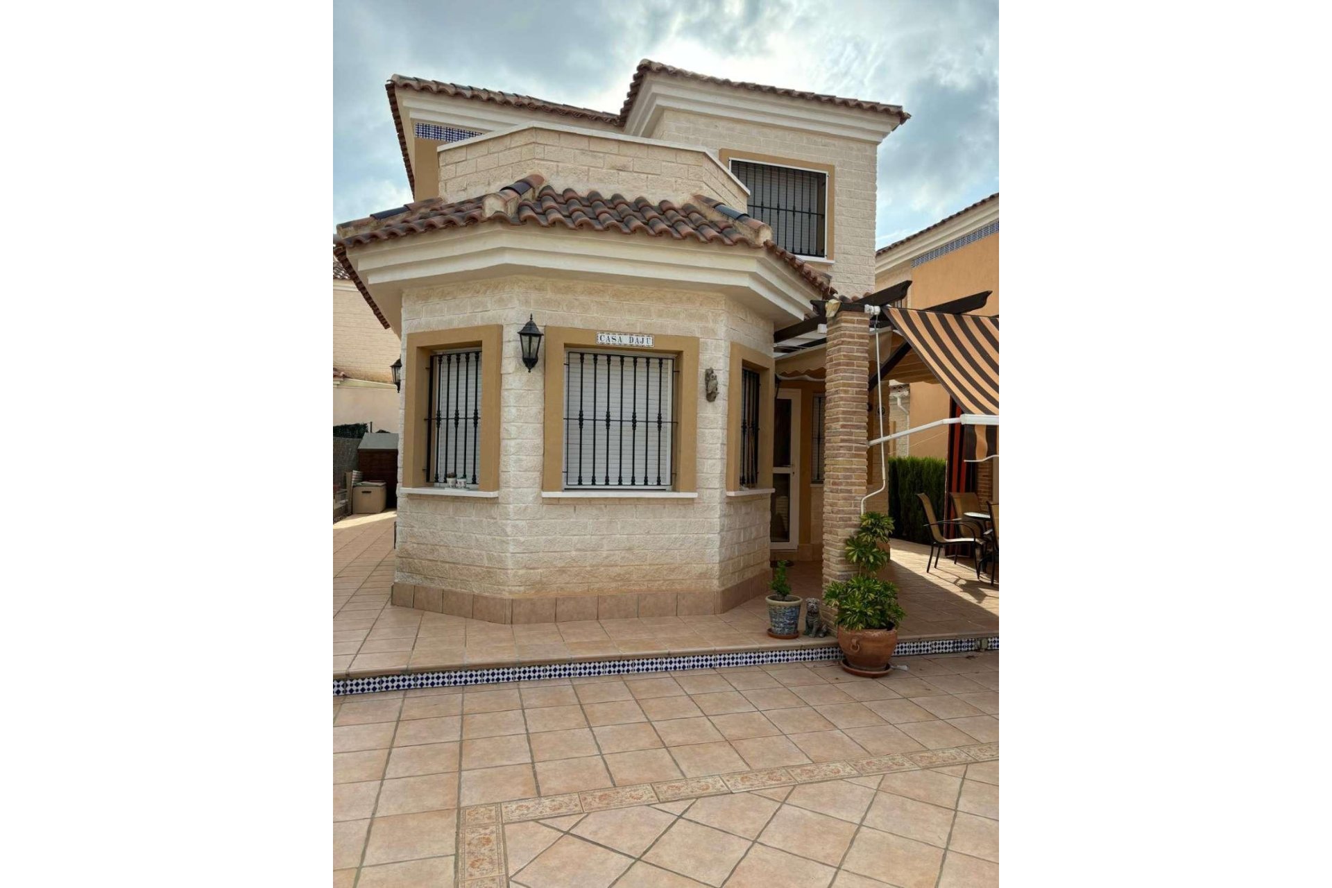 Resale - Villa - Guardamar del Segura - raso