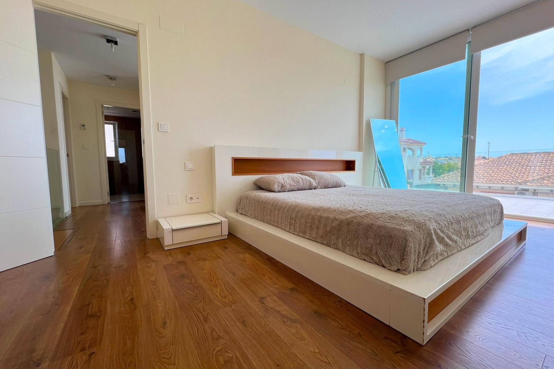 Resale - Villa - La Marina