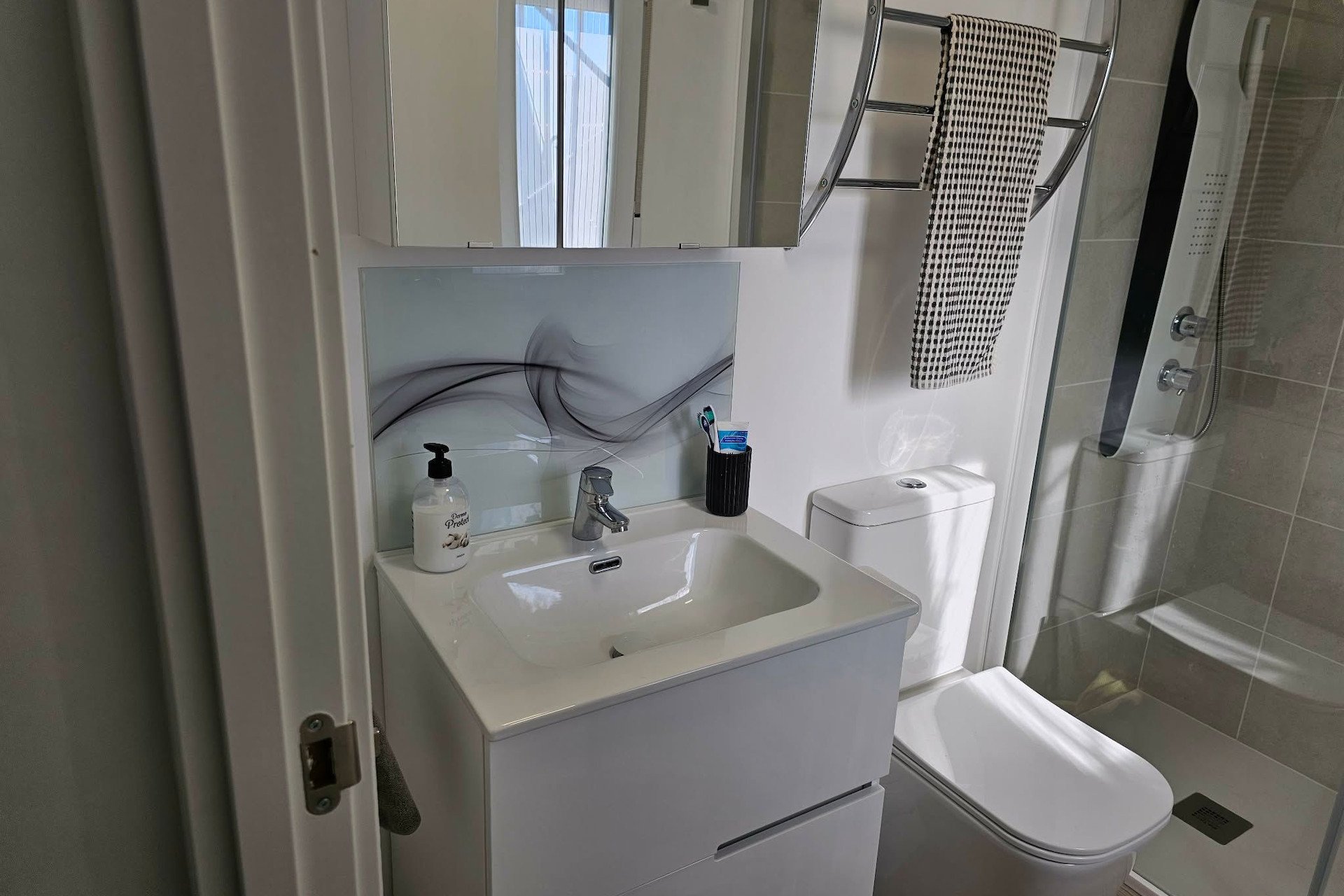 Resale - Villa * - La Marina *