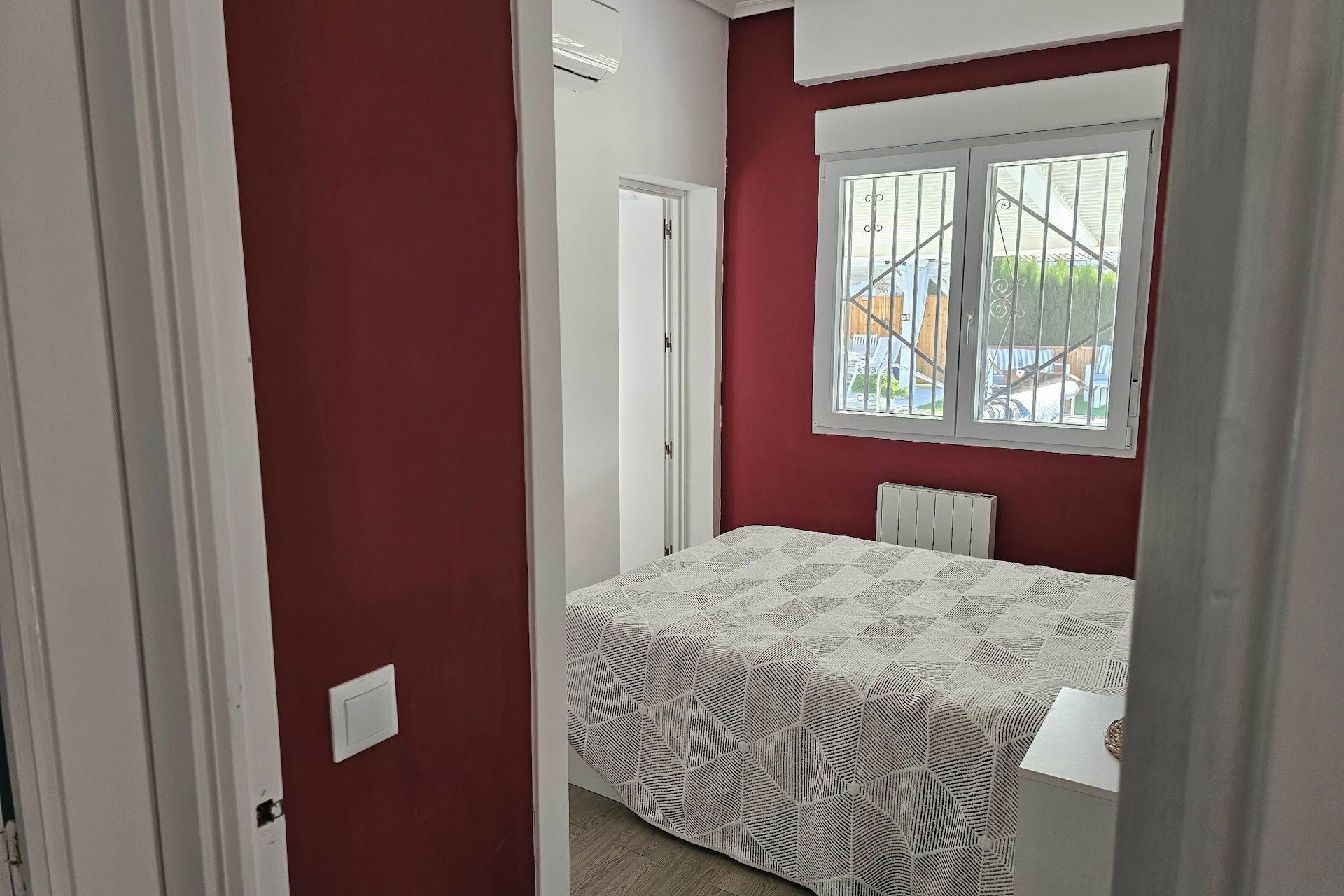 Resale - Villa * - La Marina *