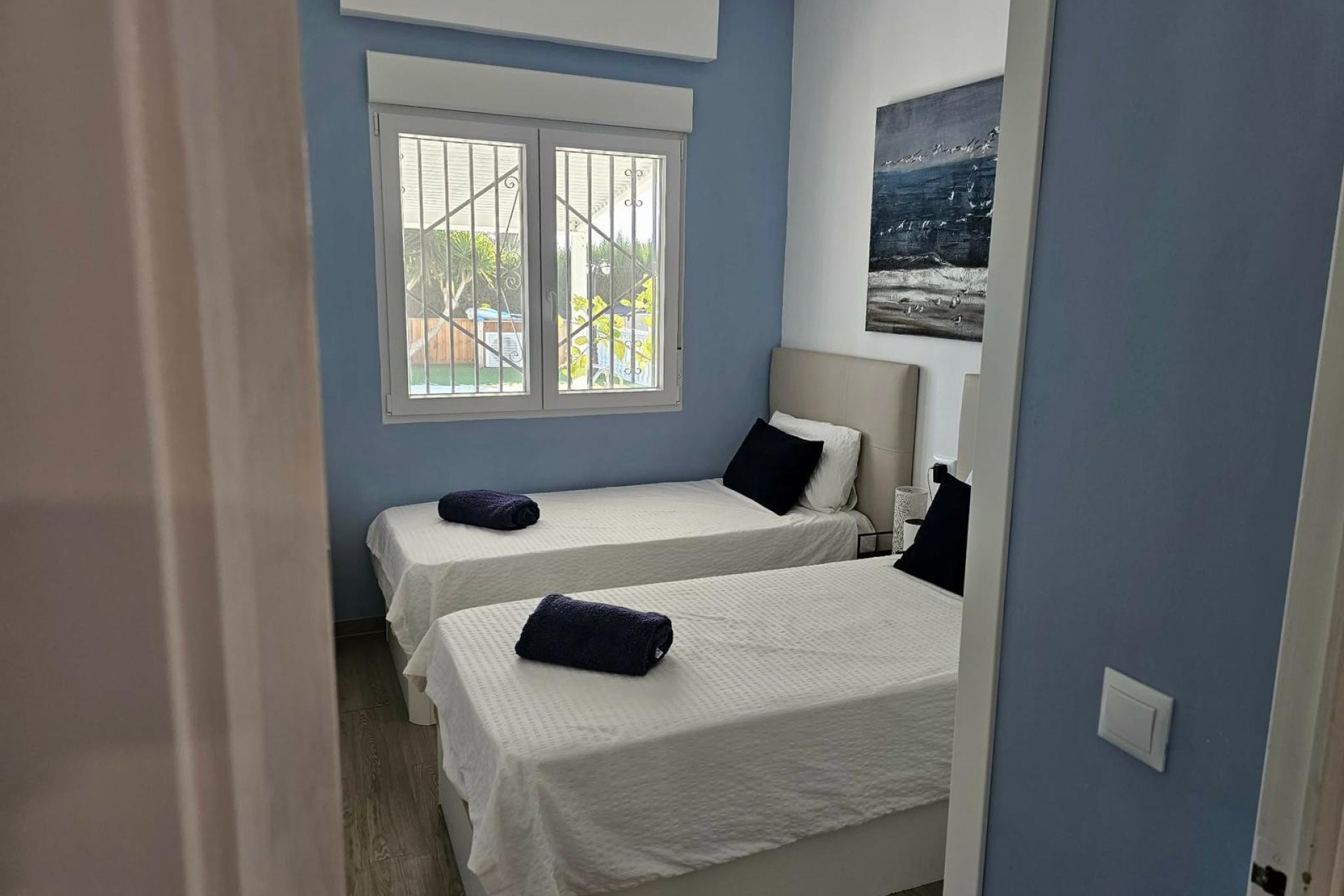 Resale - Villa * - La Marina *