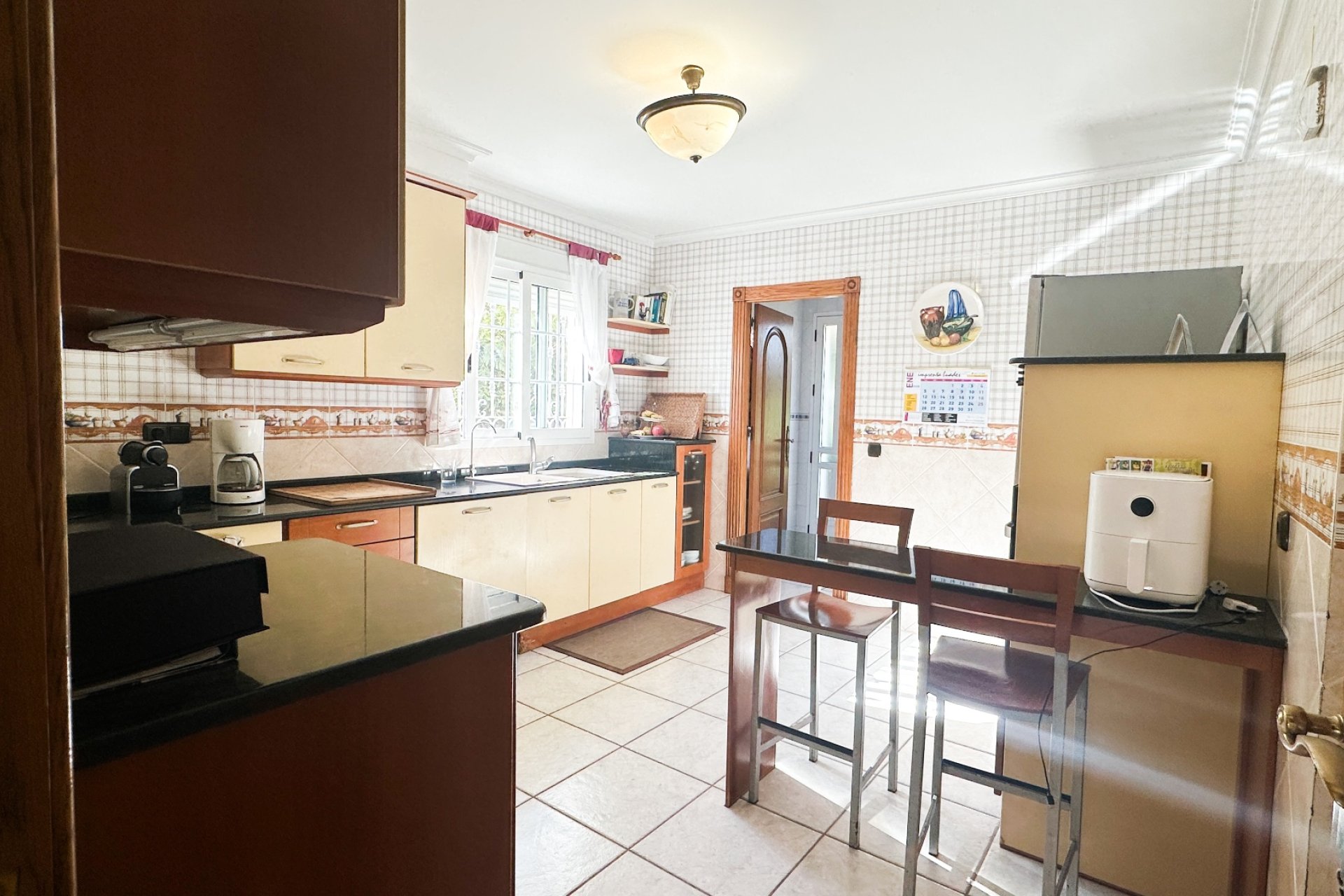 Resale - Villa * - La Mata *