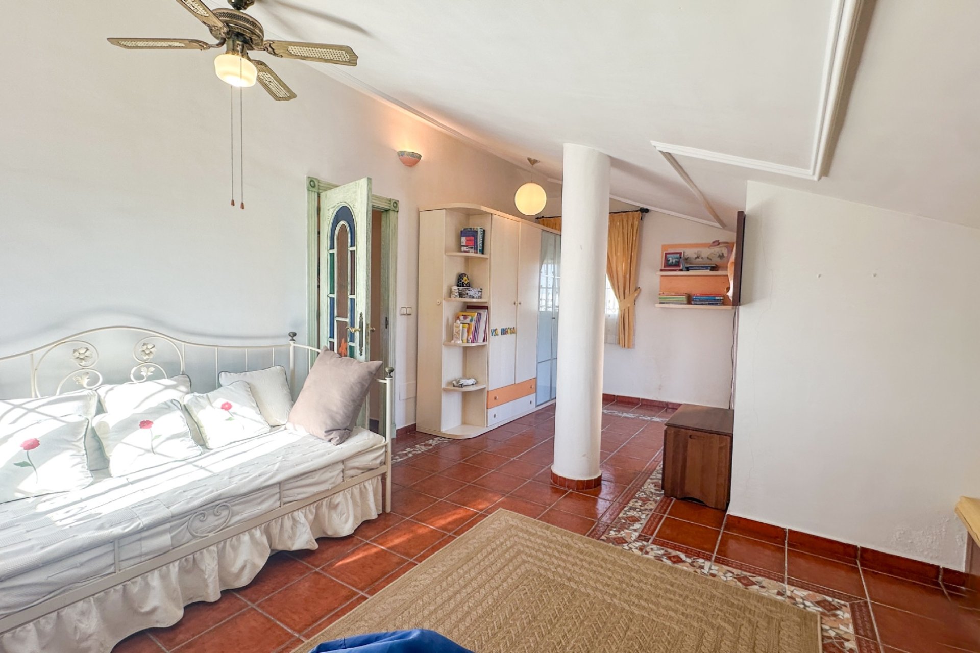 Resale - Villa * - La Mata *