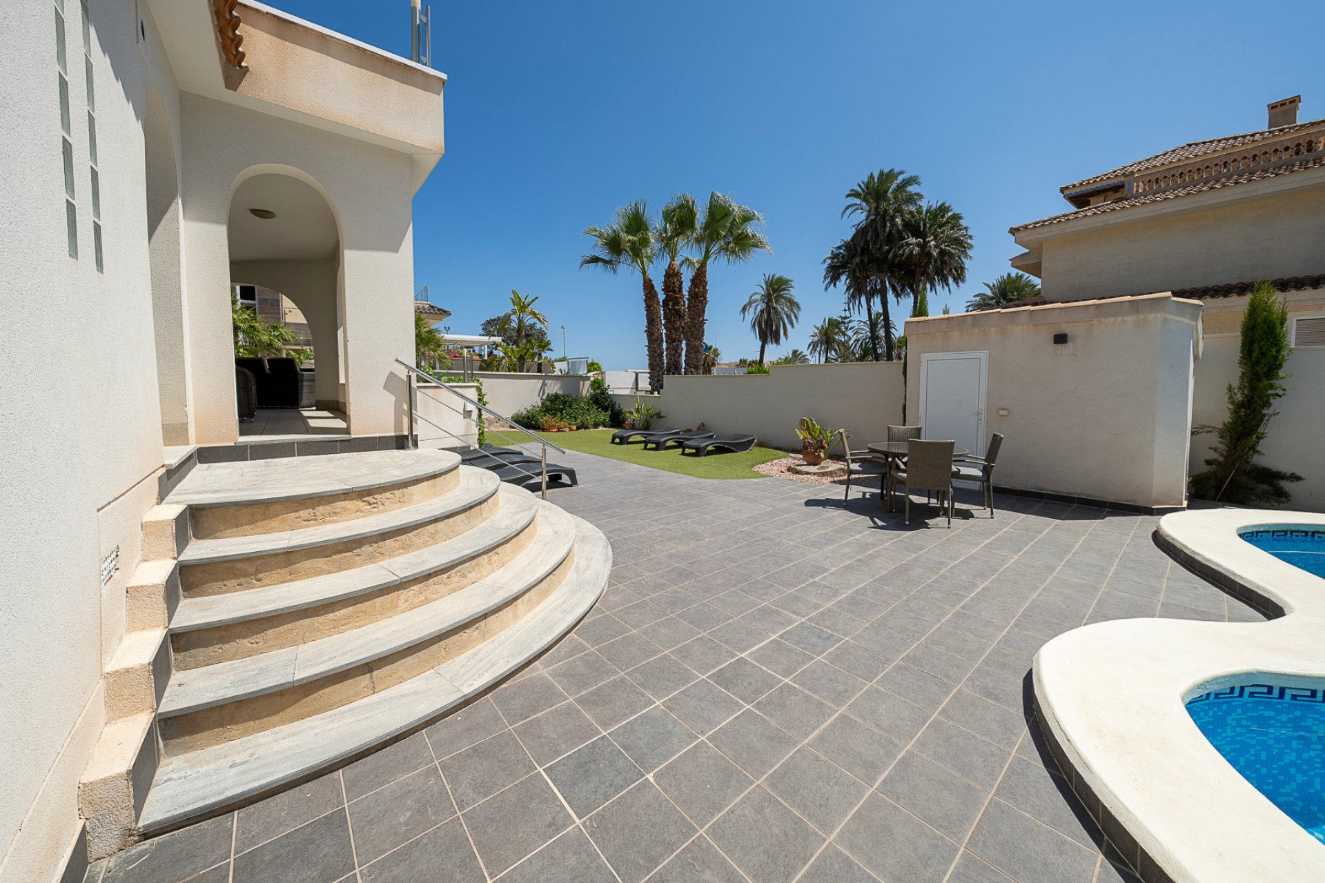 Resale - Villa - La Zenia - Beach