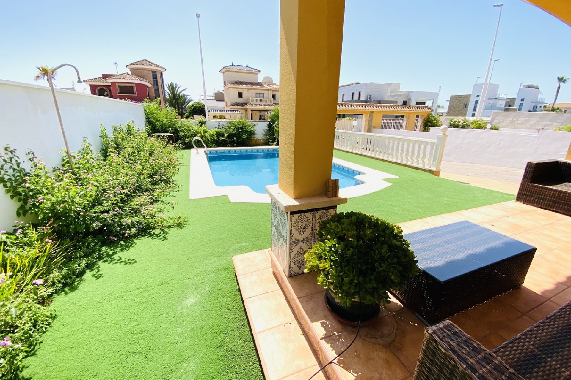 Resale - Villa - La Zenia