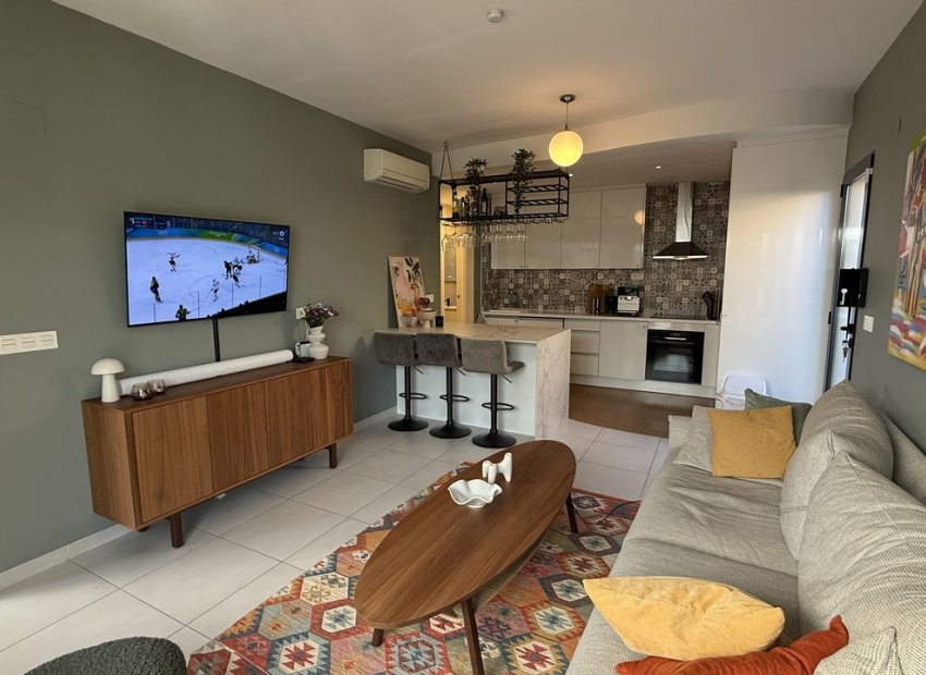 Resale - Villa * - La Zenia *