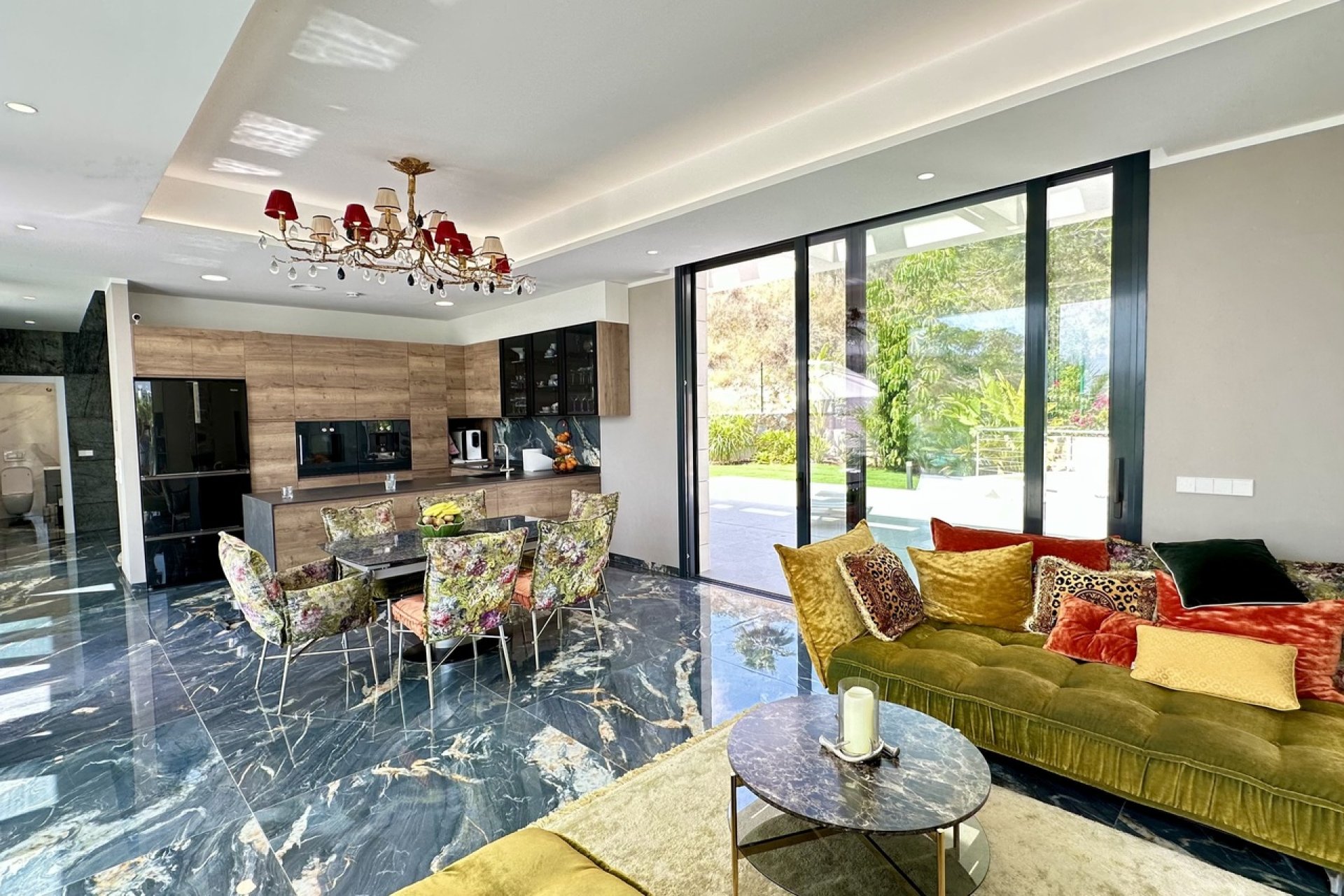 Resale - Villa * - Las Colinas Golf - Las Colinas Golf Resort *