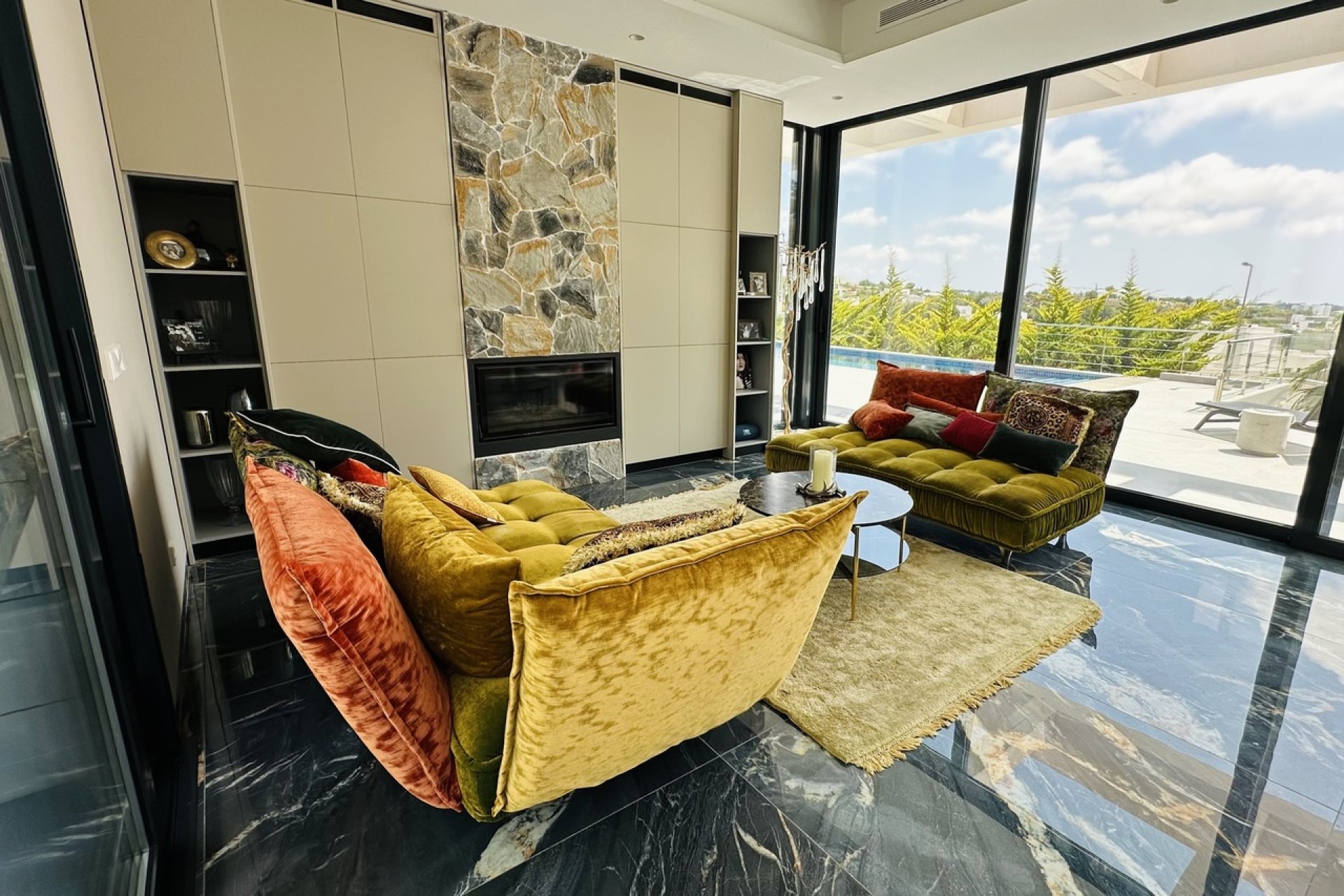 Resale - Villa * - Las Colinas Golf - Las Colinas Golf Resort *