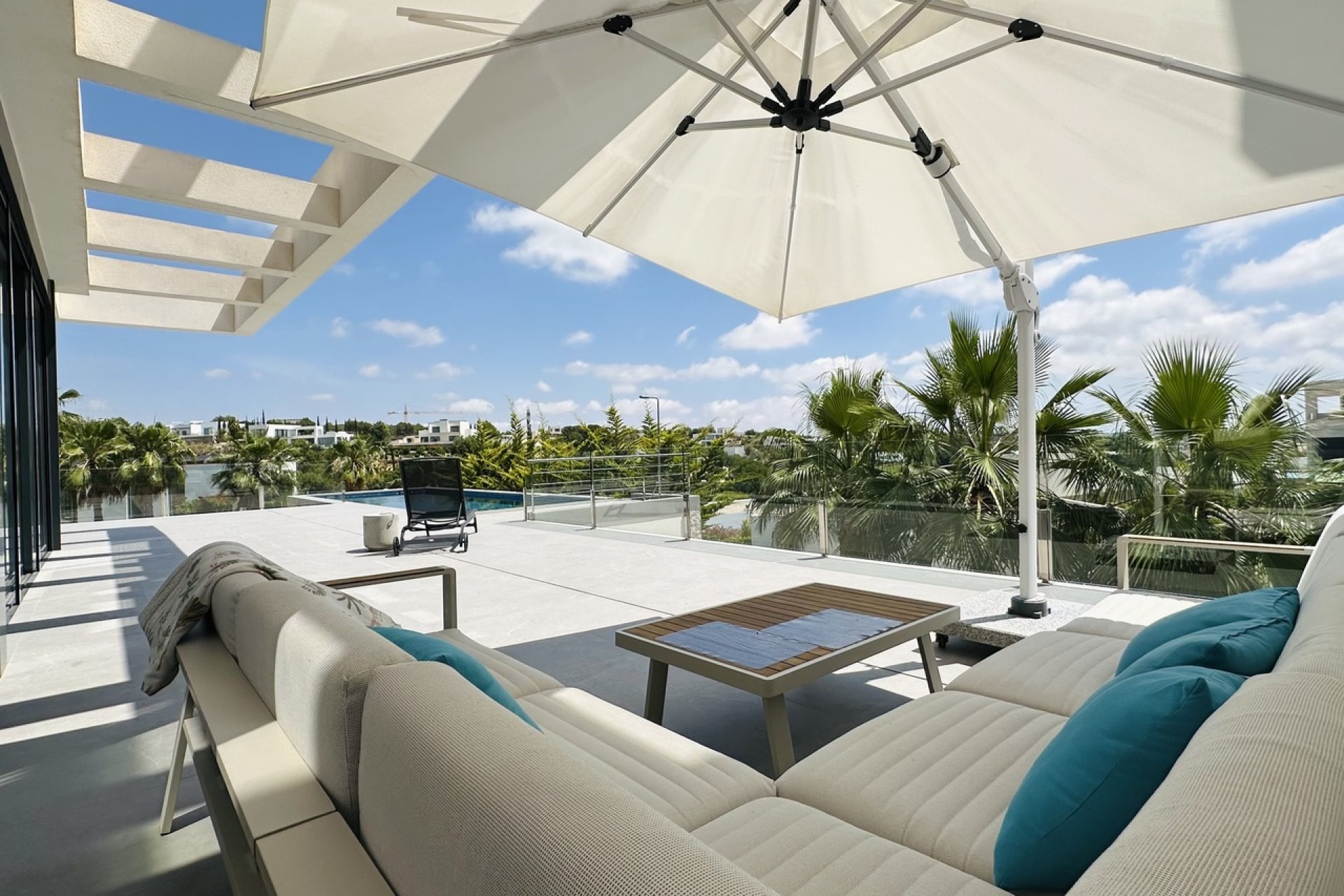 Resale - Villa * - Las Colinas Golf - Las Colinas Golf Resort *