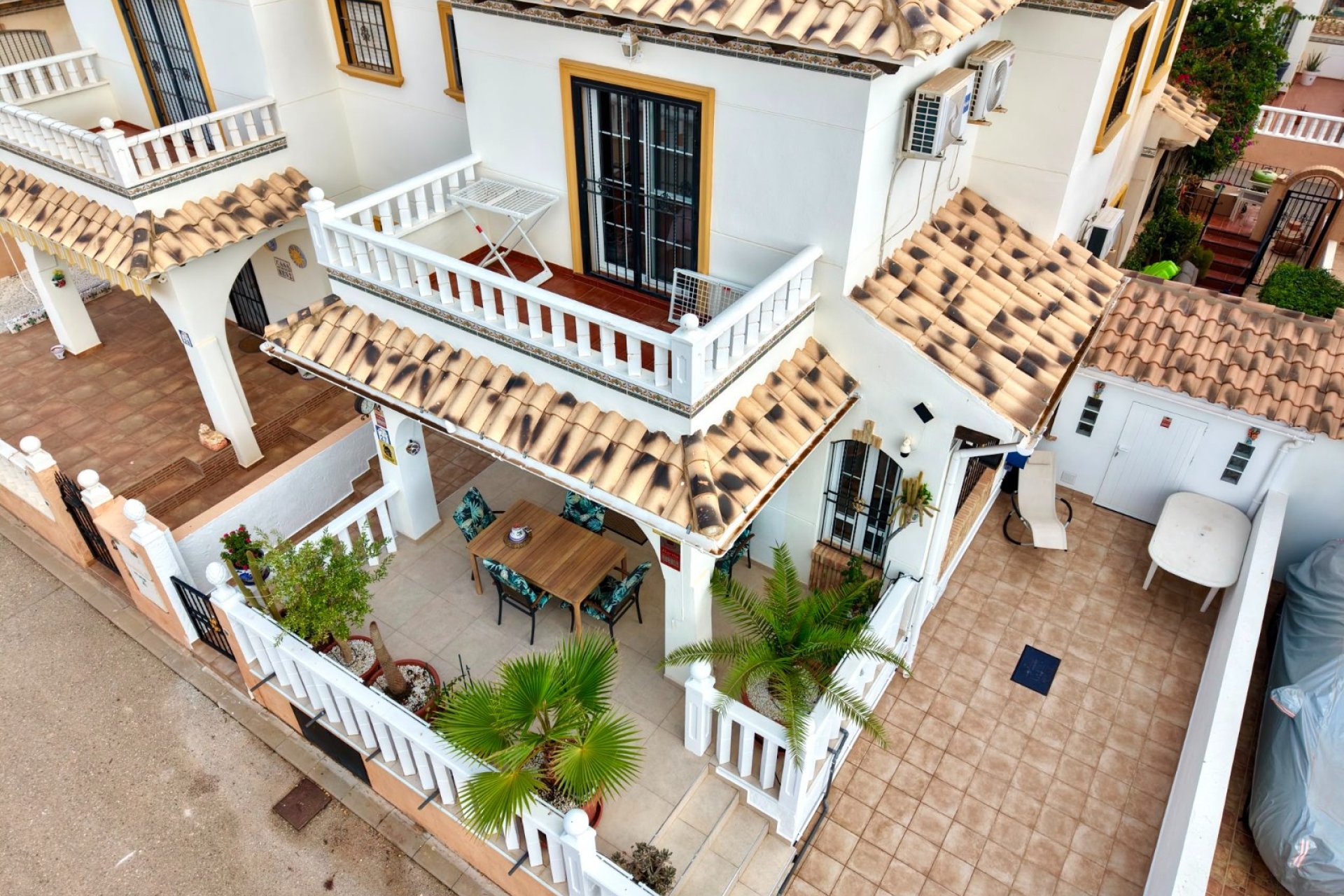 Resale - Villa * - Lomas de Cabo Roig * - Orihuela Costa
