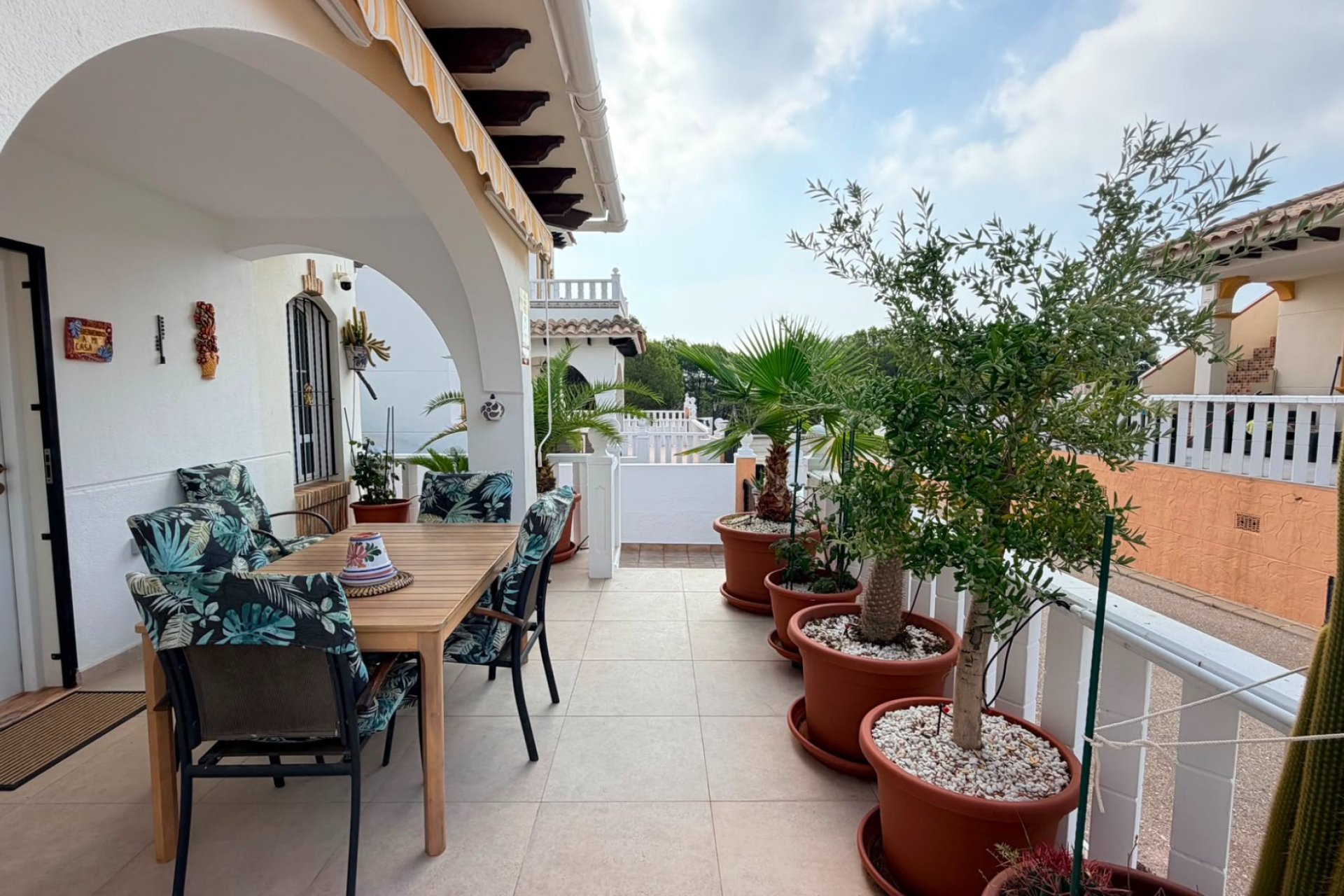 Resale - Villa * - Lomas de Cabo Roig * - Orihuela Costa