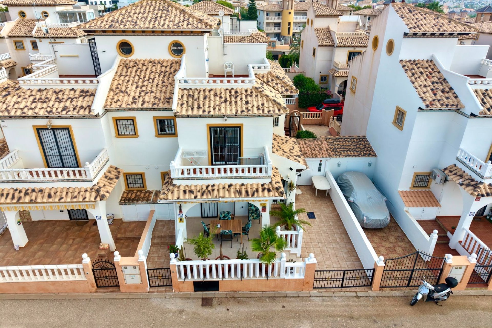 Resale - Villa * - Lomas de Cabo Roig * - Orihuela Costa