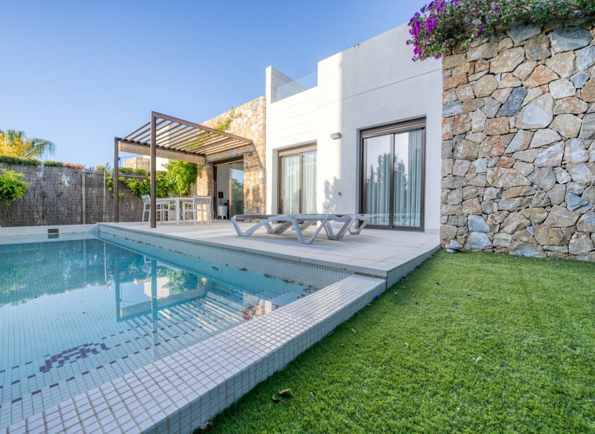 Resale - Villa - Lomas de Cabo Roig