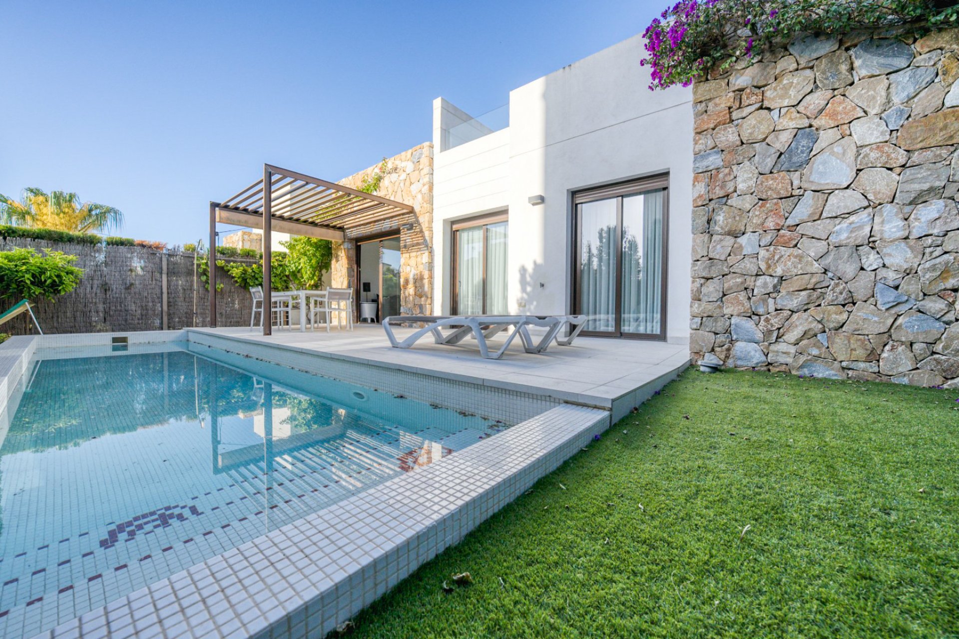 Resale - Villa - Lomas de Cabo Roig