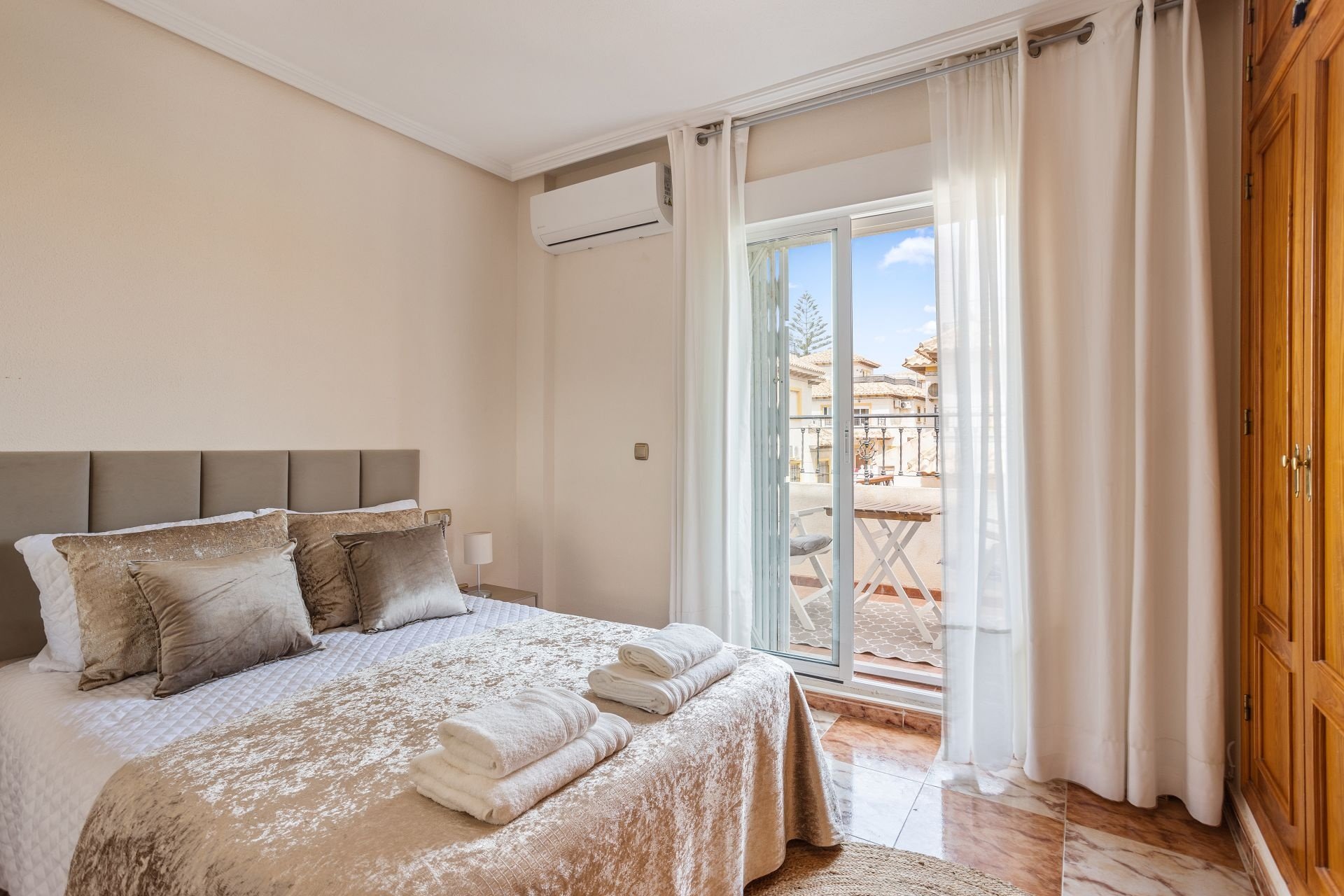 Resale - Villa * - Lomas de Cabo Roig *