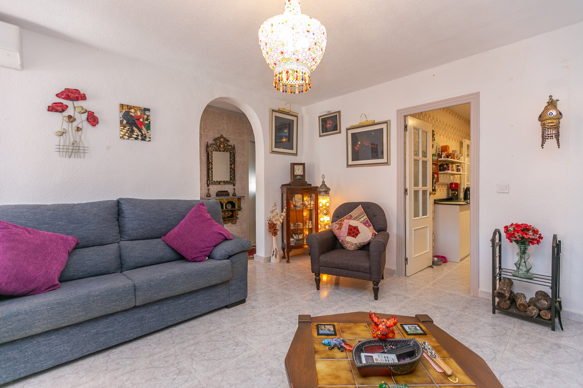 Resale - Villa * - Los Balcones *