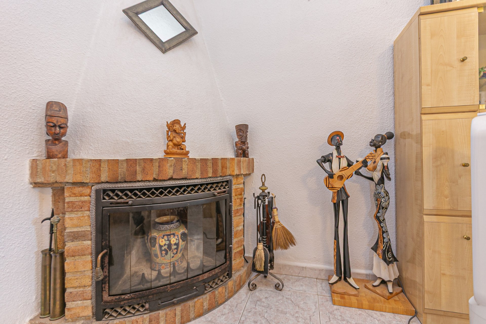 Resale - Villa * - Los Balcones *