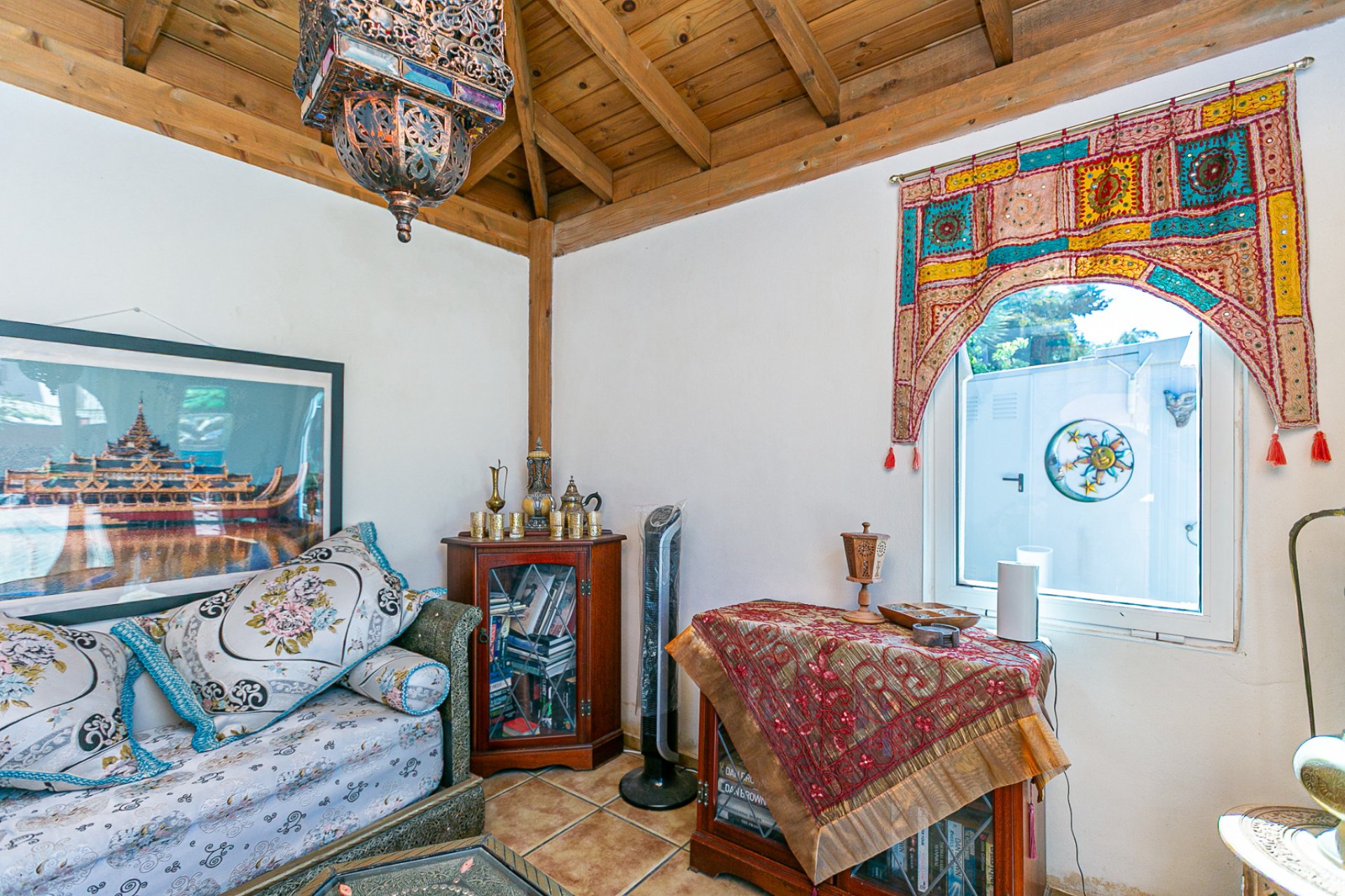 Resale - Villa * - Los Balcones *