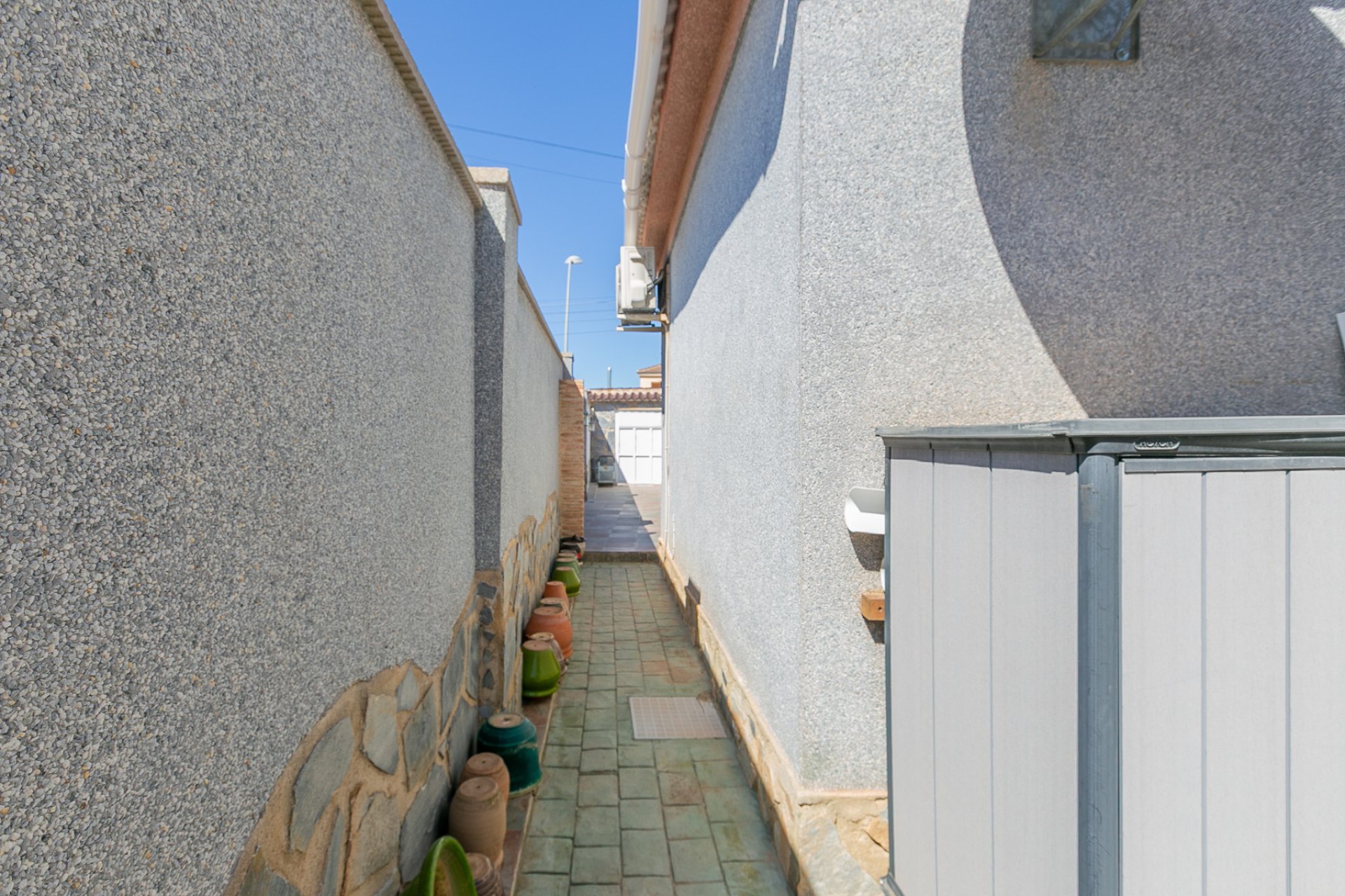 Resale - Villa * - Los Balcones *