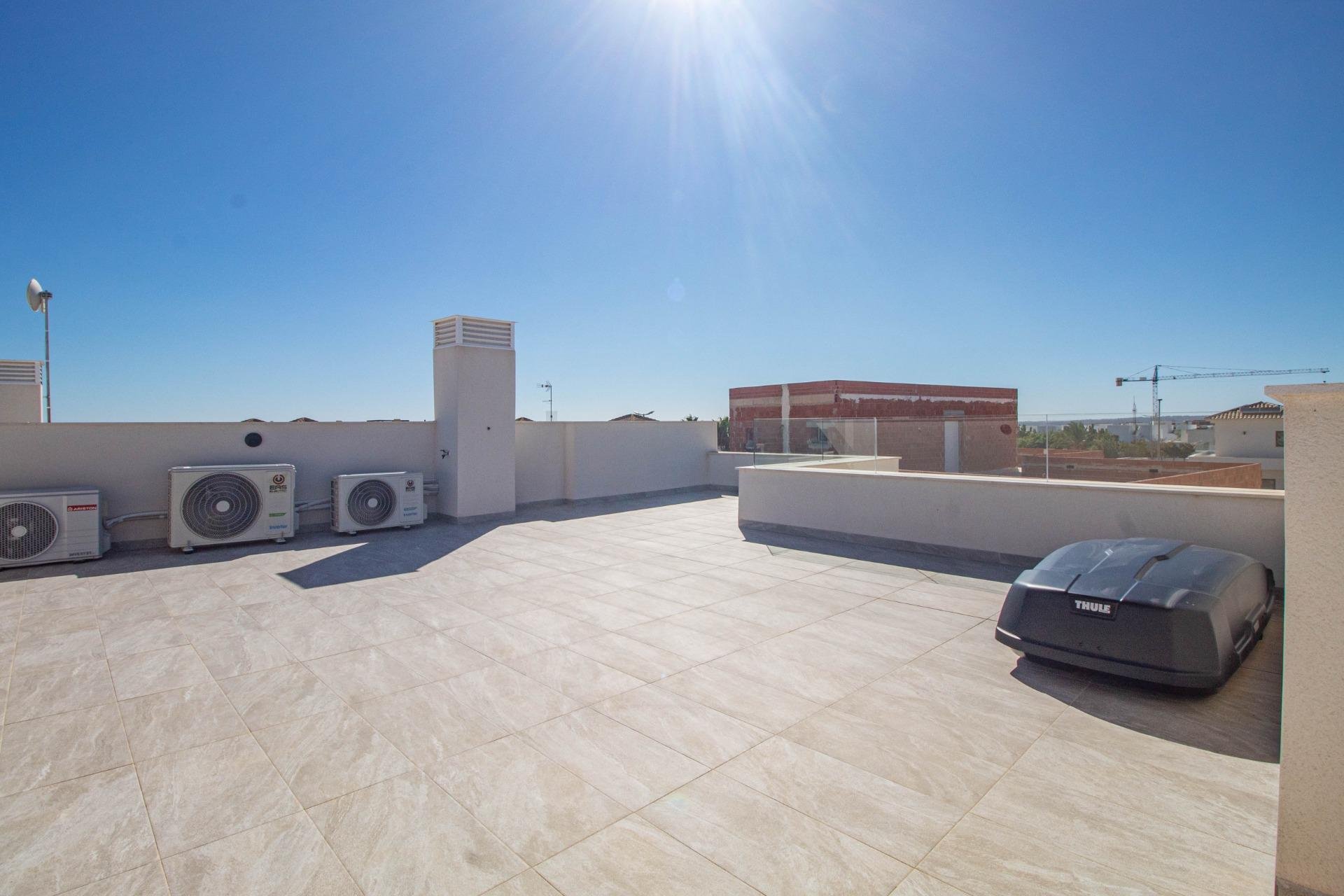 Resale - Villa - Los Montesinos - La Herrada