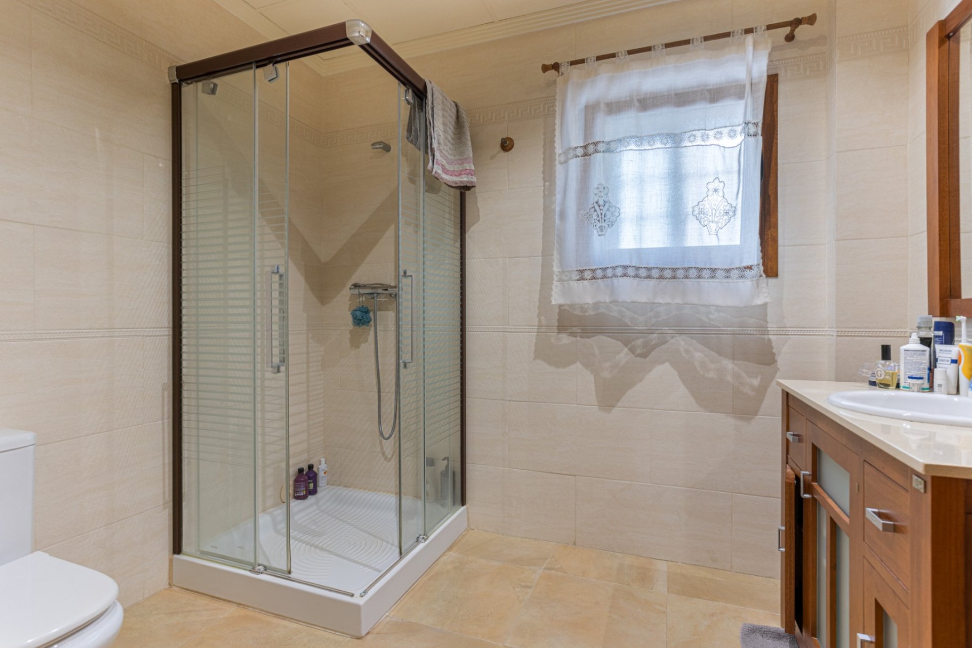 Resale - Villa * - Los Montesinos - La Herrada *