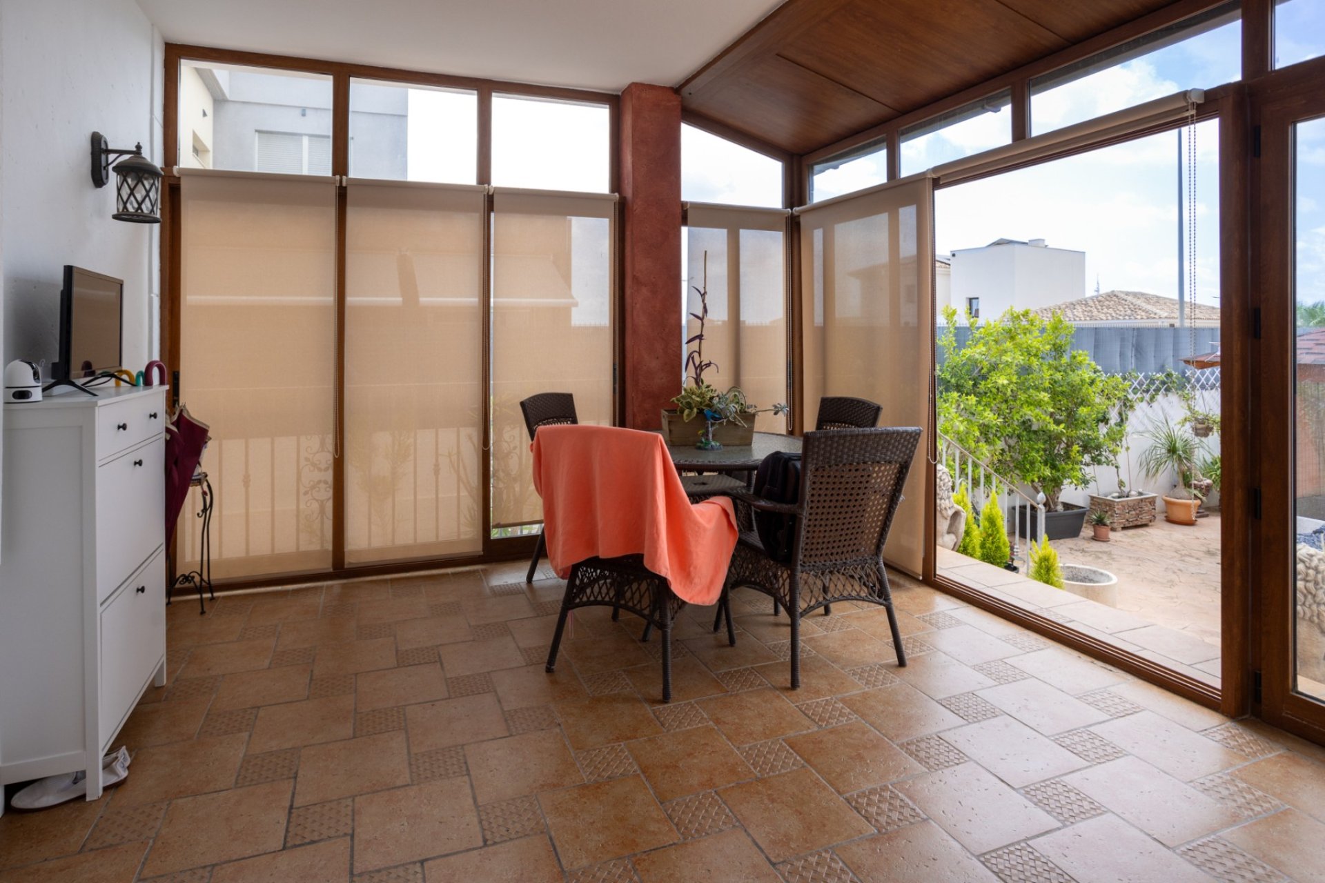 Resale - Villa * - Los Montesinos - La Herrada *