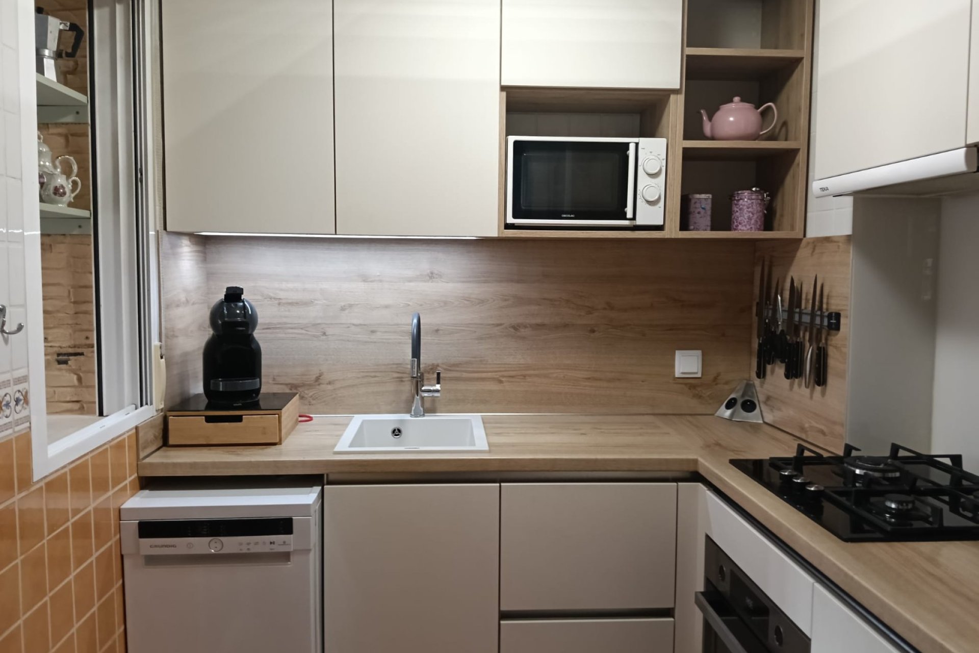 Resale - Villa * - Los Montesinos - La Herrada *