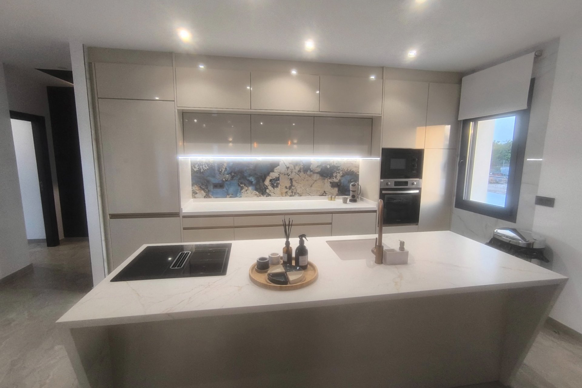 Resale - Villa * - Los Montesinos * - La Herrada *