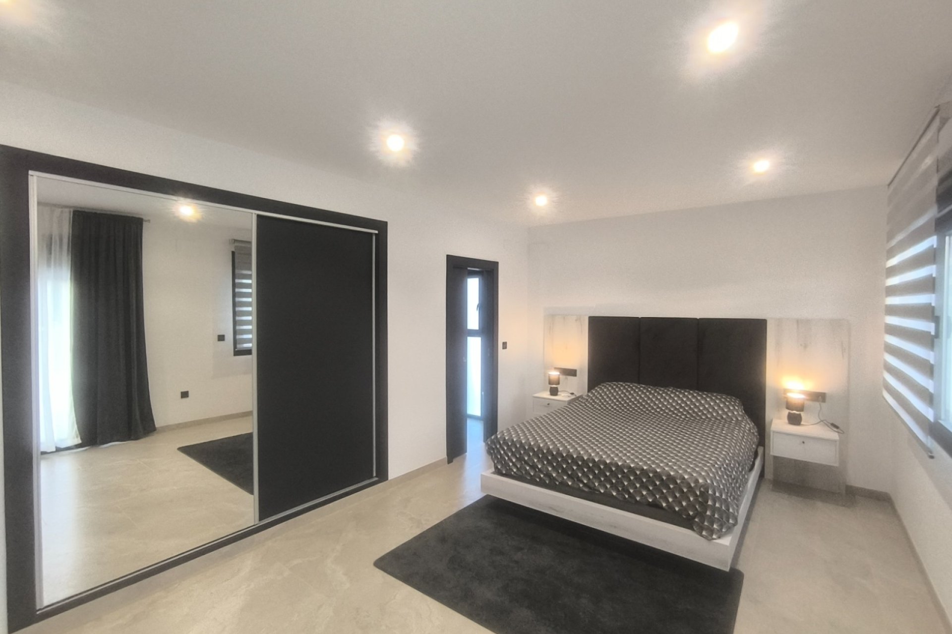 Resale - Villa * - Los Montesinos * - La Herrada *