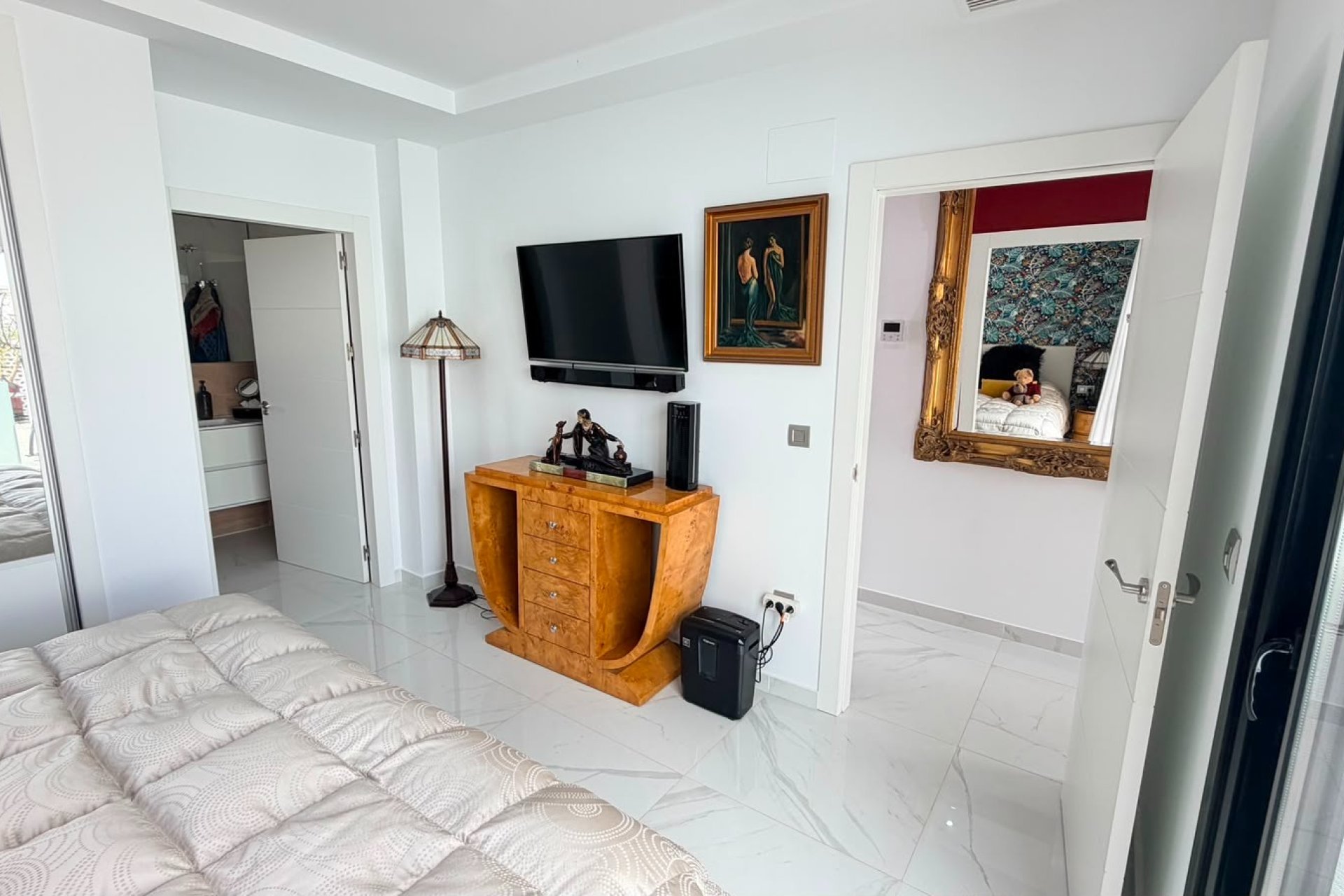 Resale - Villa * - Los Montesinos * - La Herrada *