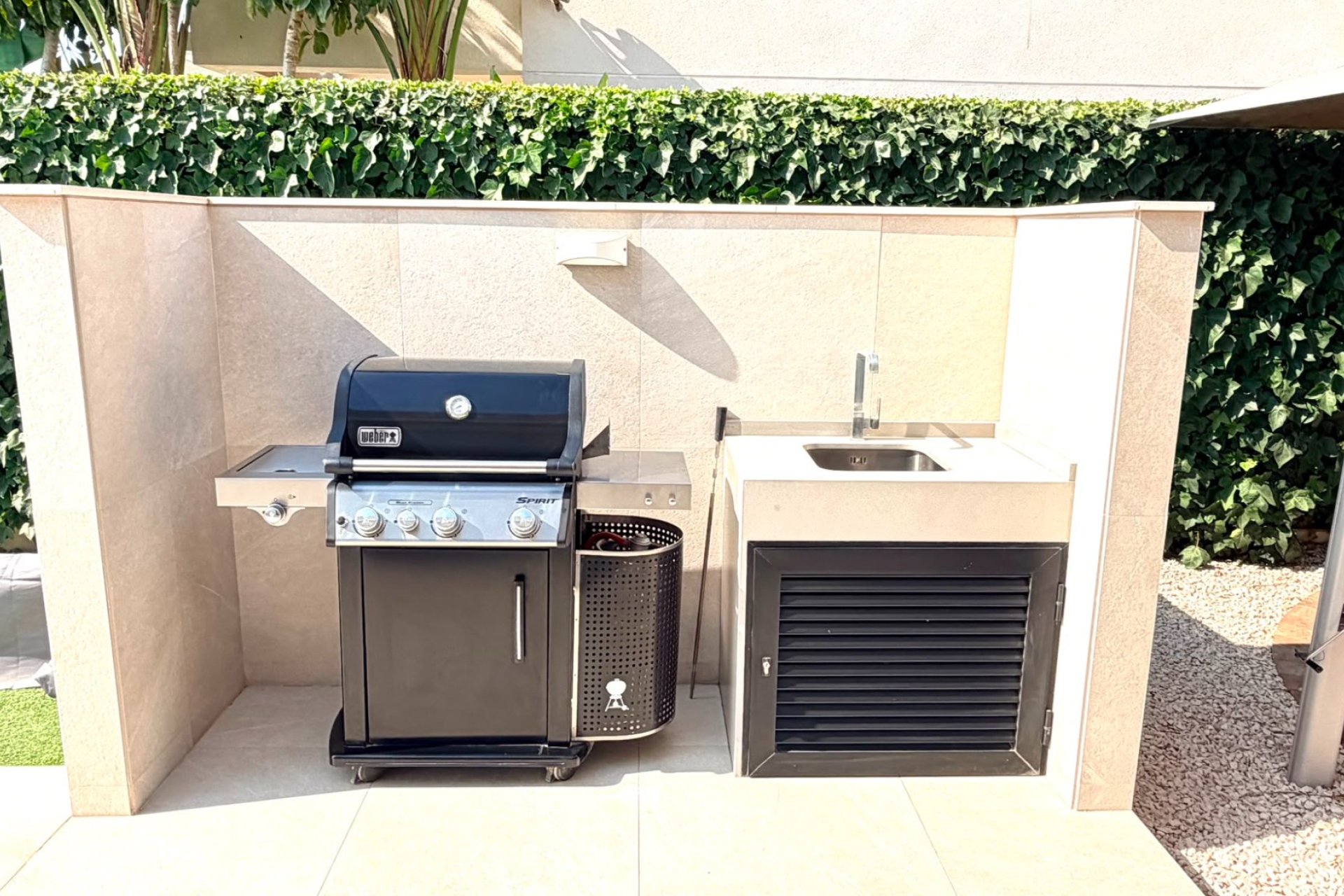 Resale - Villa * - Los Montesinos * - La Herrada *