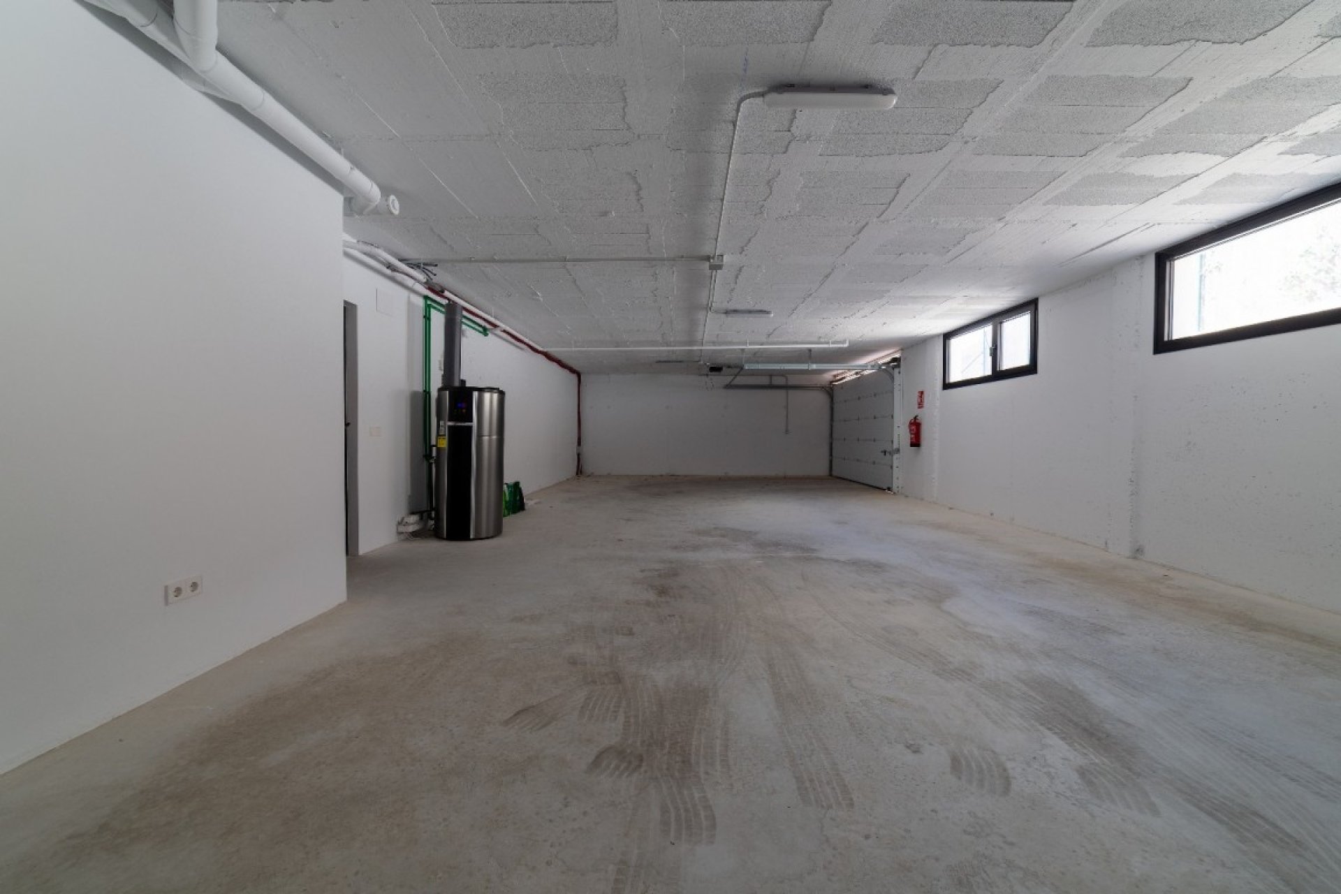 Resale - Villa * - Los Montesinos *